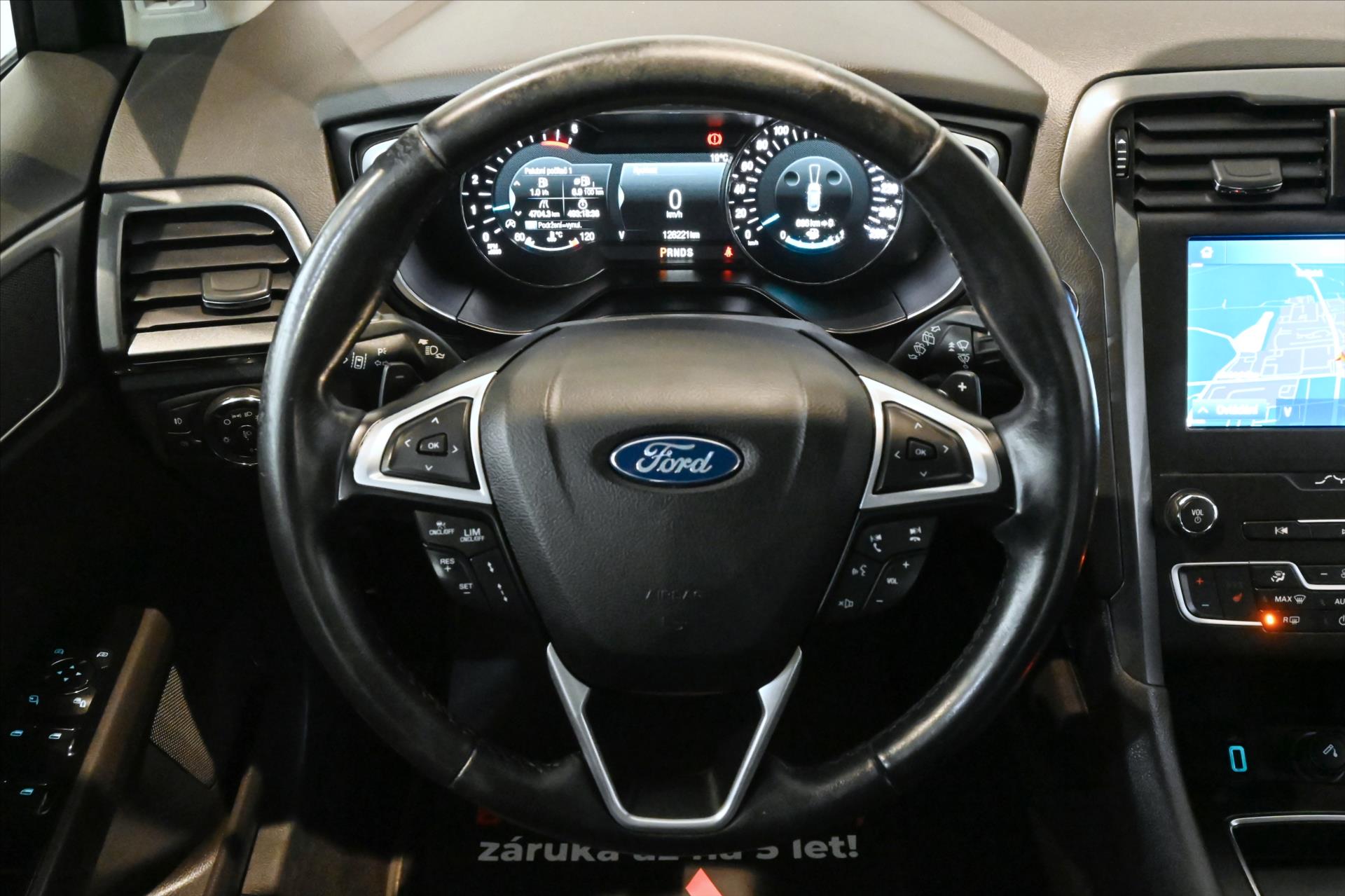 Hlavní fotografie vozu Ford Mondeo 2,0 EcoBlue 110 kW AT8 Titanium Záruka až 5 let (17)