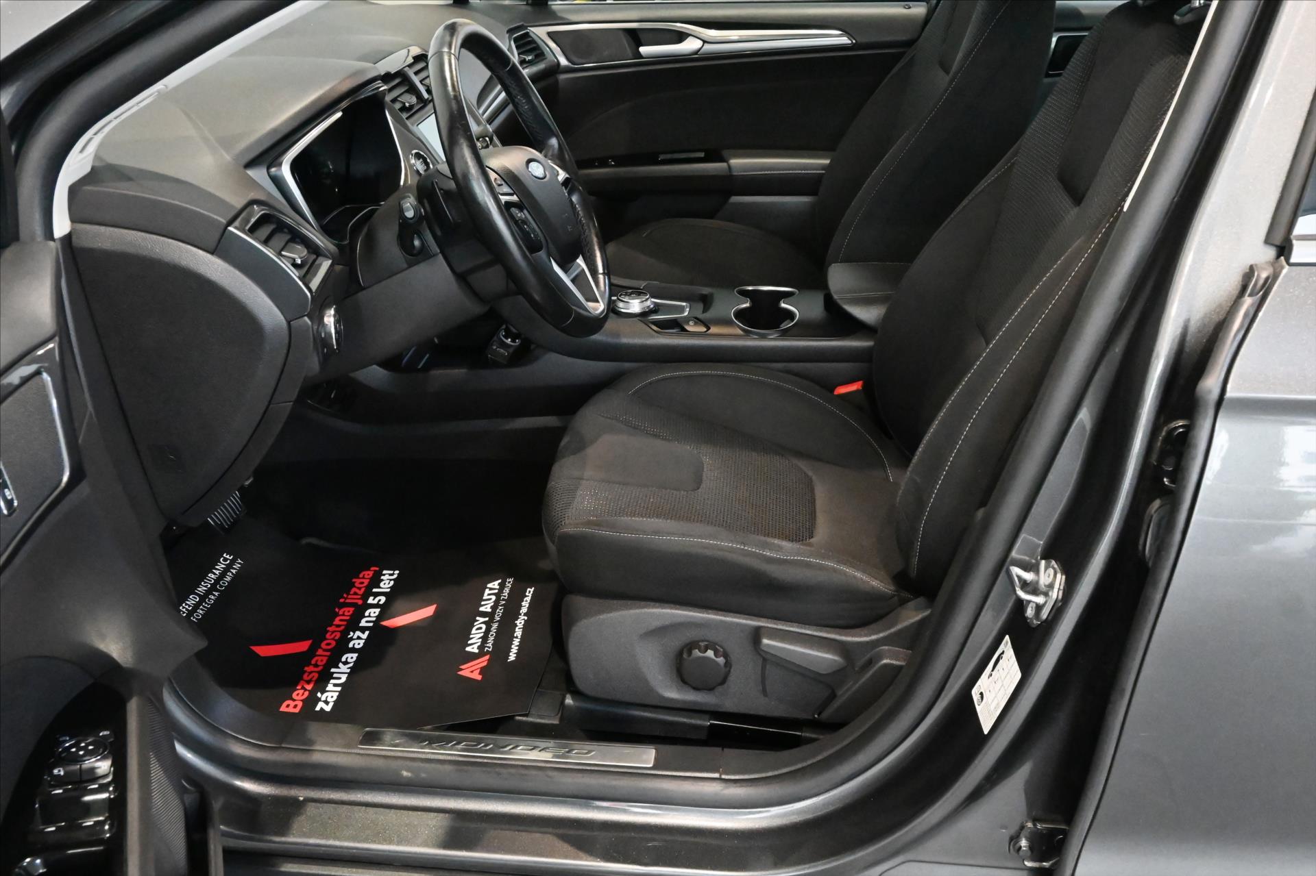 Hlavní fotografie vozu Ford Mondeo 2,0 EcoBlue 110 kW AT8 Titanium Záruka až 5 let (10)