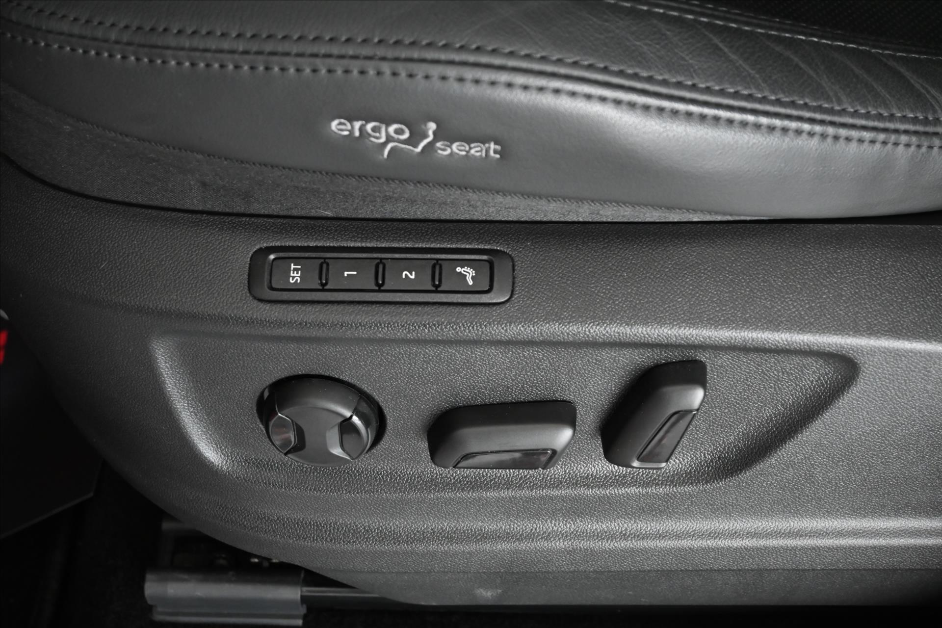 Main photo of the car Skoda Kodiaq 2.0 TDI 147 kW DSG 4x4 Business Warranty up to 5 years (31)