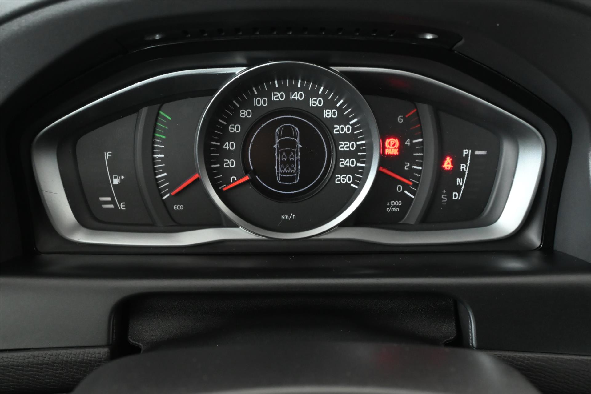 Main photo of the car Volvo XC60 2.4 D5 133 kW AT6 AWD Warranty up to 5 years (14)