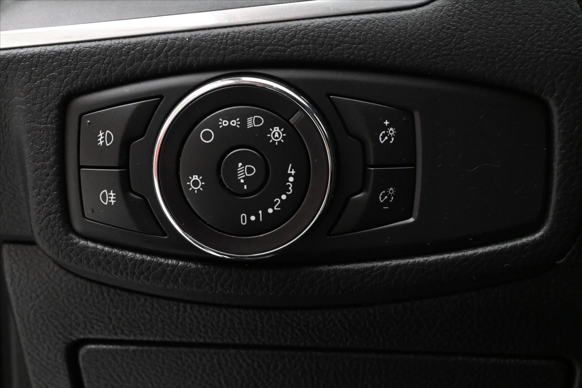 Hlavní fotografie vozu Ford S-MAX 2,0 EcoBlue 140 kW AT8 Titanium Záruka až 5 let (24)