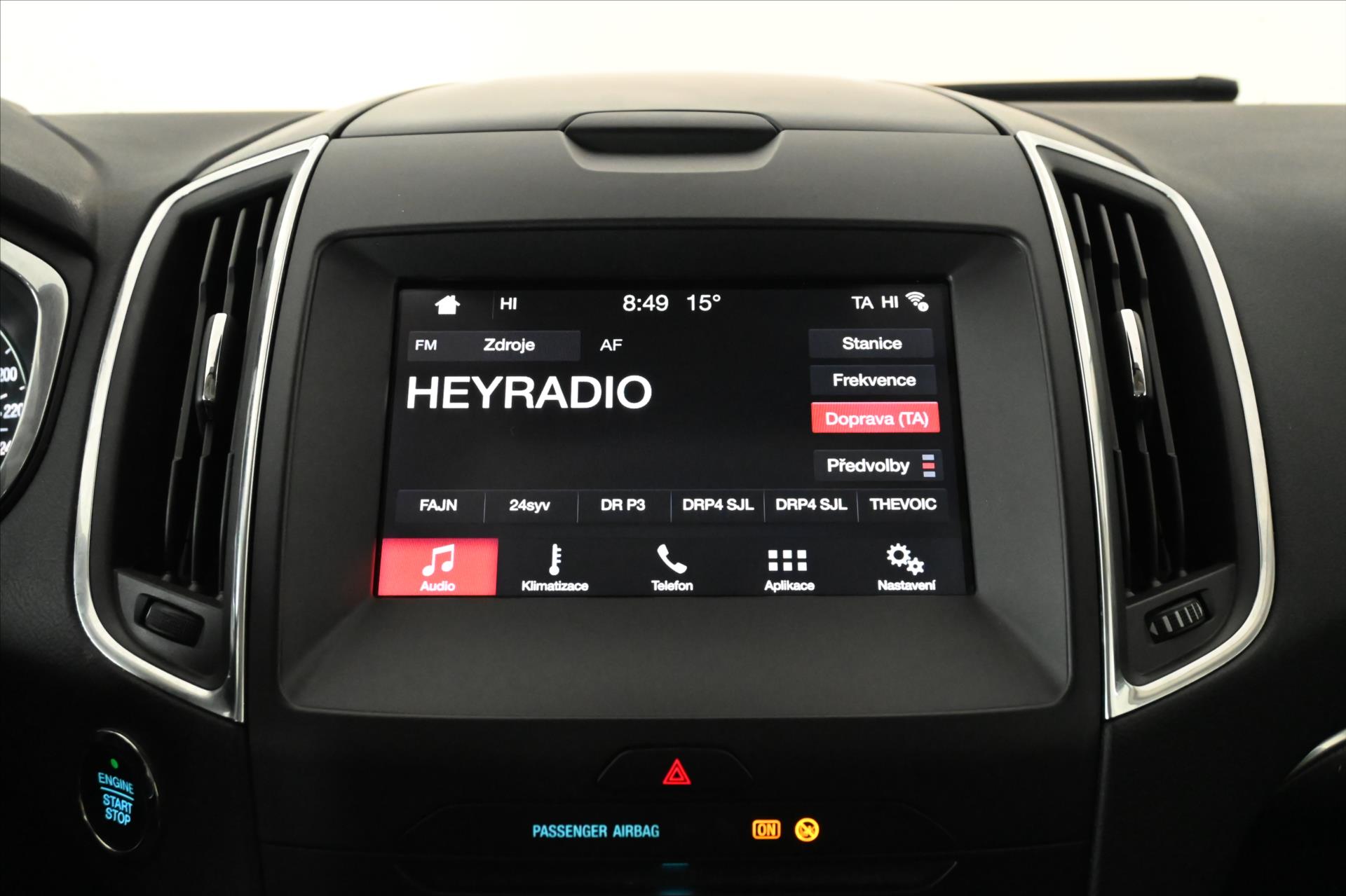 Hlavní fotografie vozu Ford S-MAX 2,0 EcoBlue 110 kW AT8 Titanium Záruka až 5 let (20)