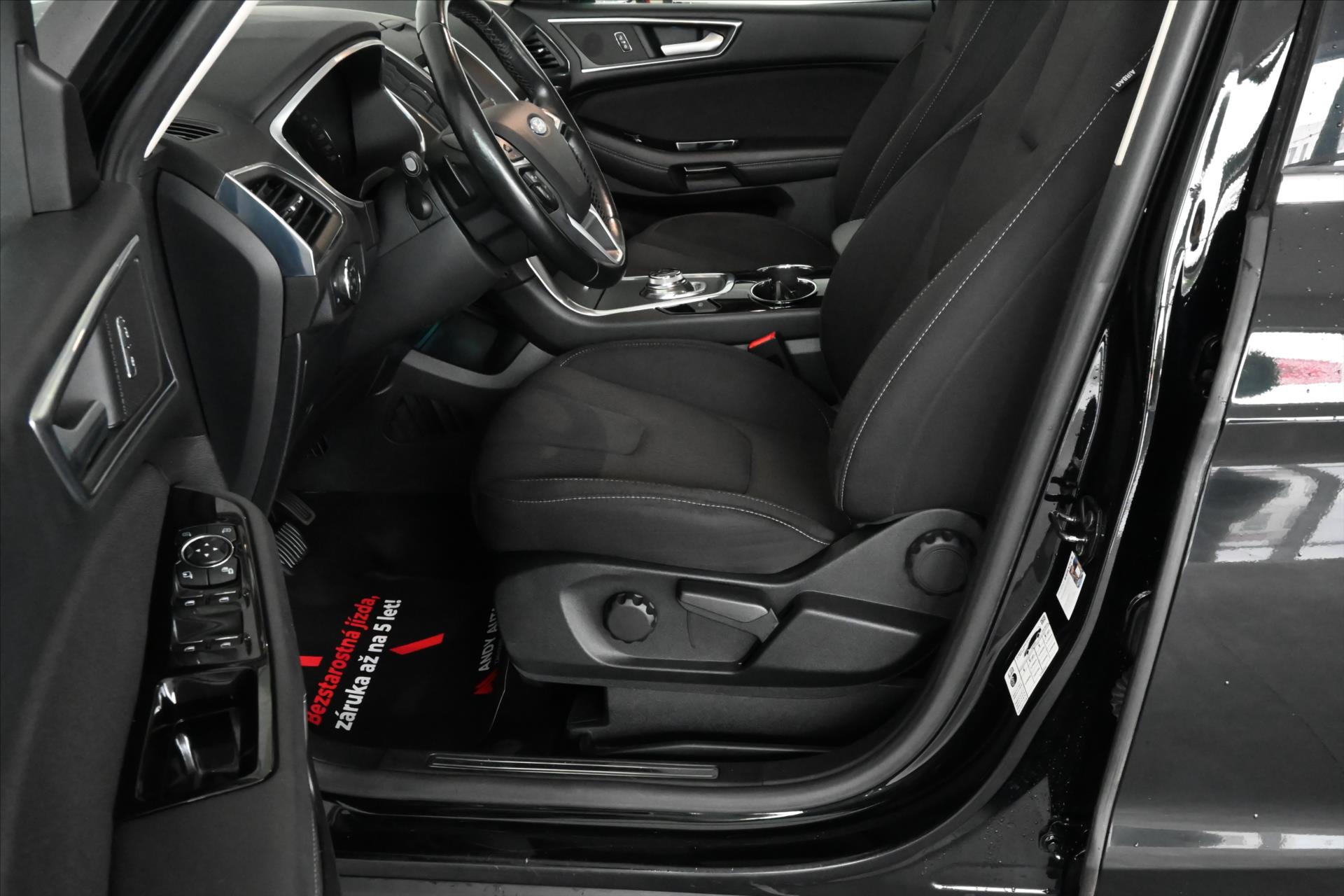 Hlavní fotografie vozu Ford S-MAX 2,0 EcoBlue 110 kW AT8 Titanium Záruka až 5 let (10)