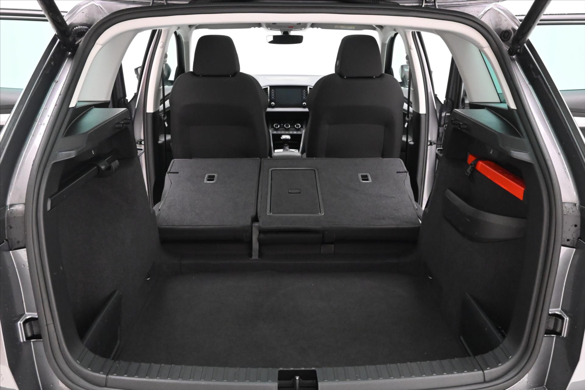 Hlavní fotografie vozu Škoda Karoq 1,5 TSI 110 kW DSG Ambition Záruka až 5 let (11)