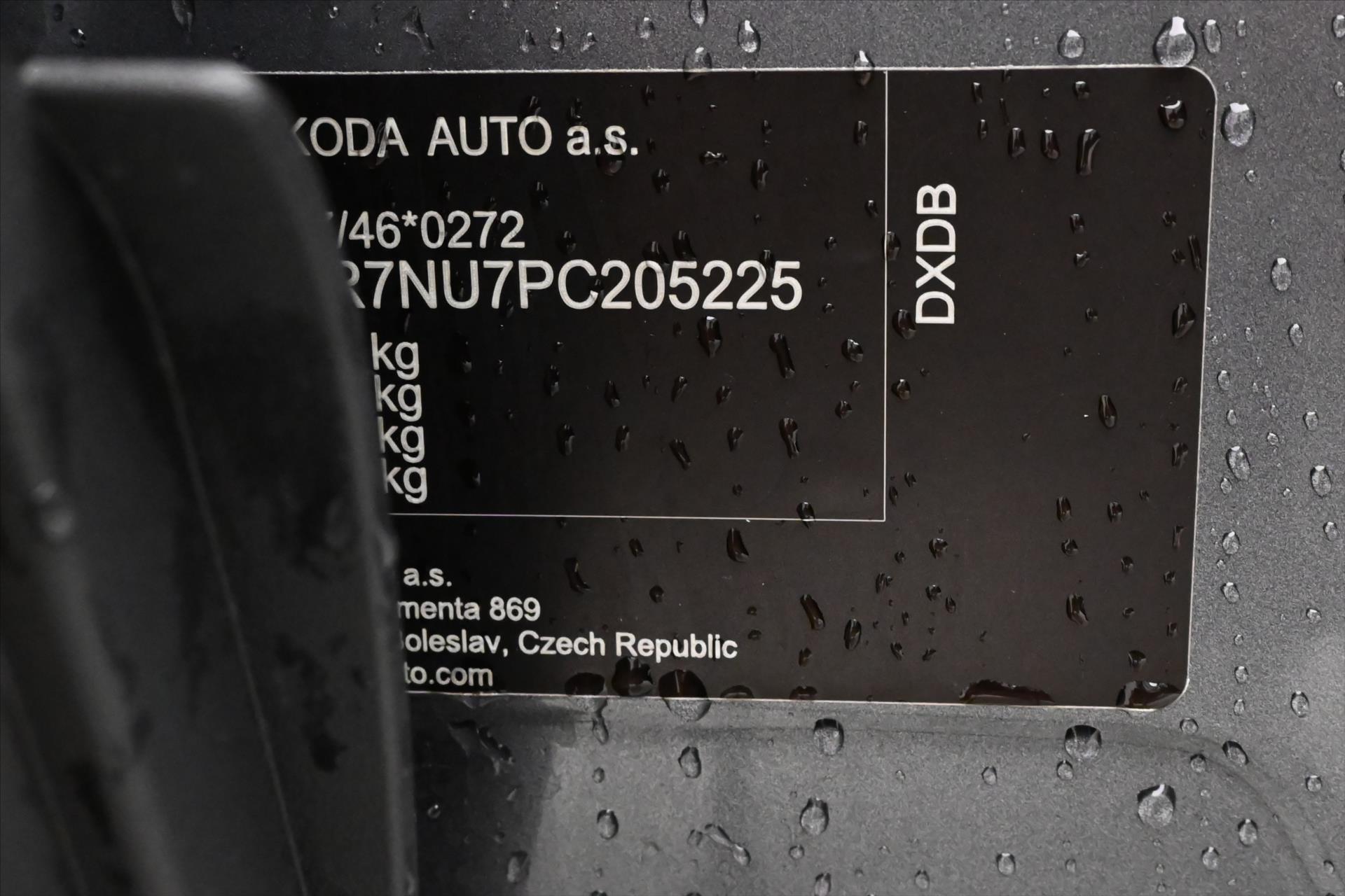 Hlavní fotografie vozu Škoda Karoq 1,5 TSI 110 kW DSG Ambition Záruka až 5 let (12)