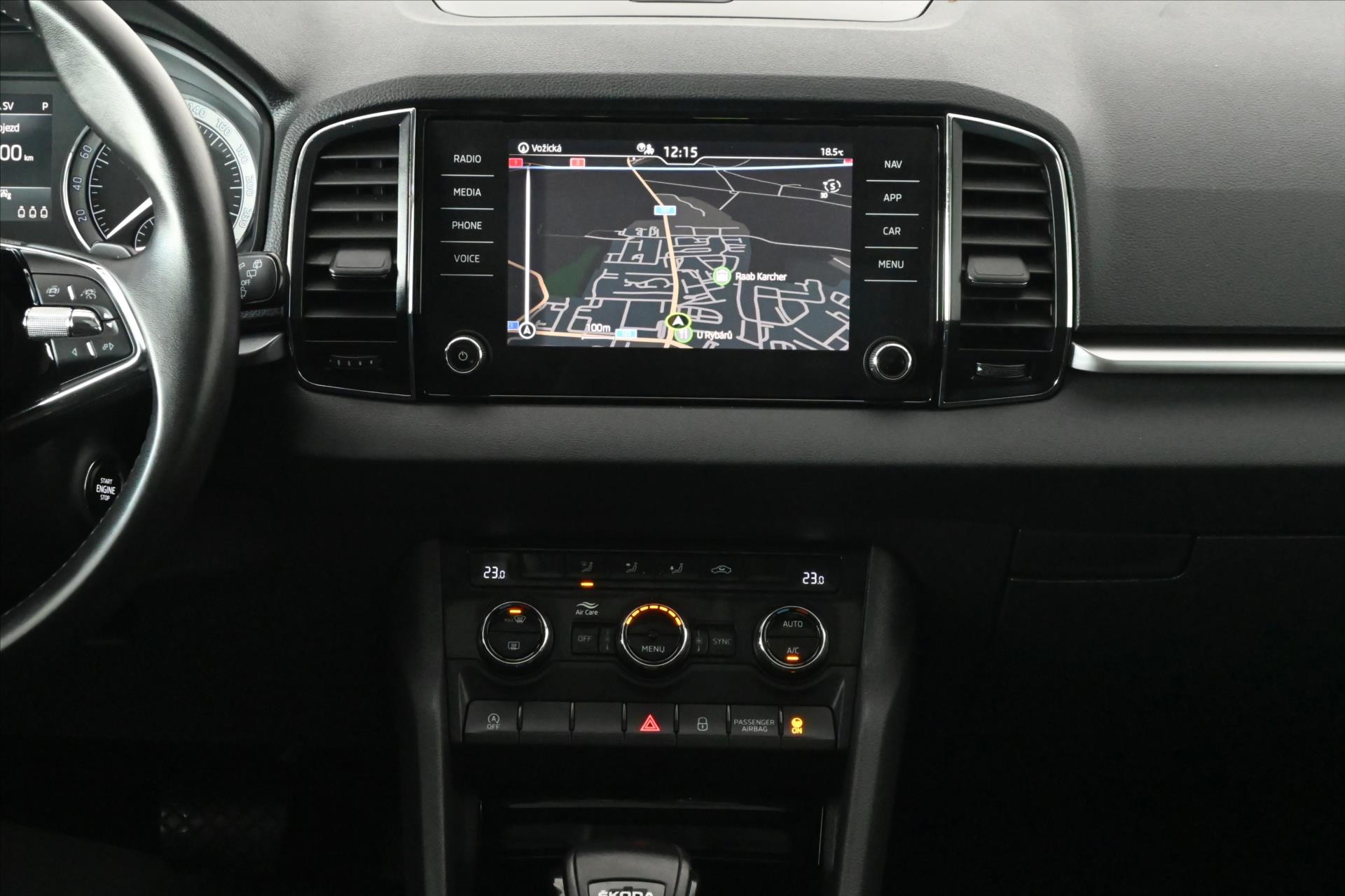 Main photo of the car Skoda Karoq 1.5 TSI 110 kW DSG Ambition Warranty up to 5 years (13)