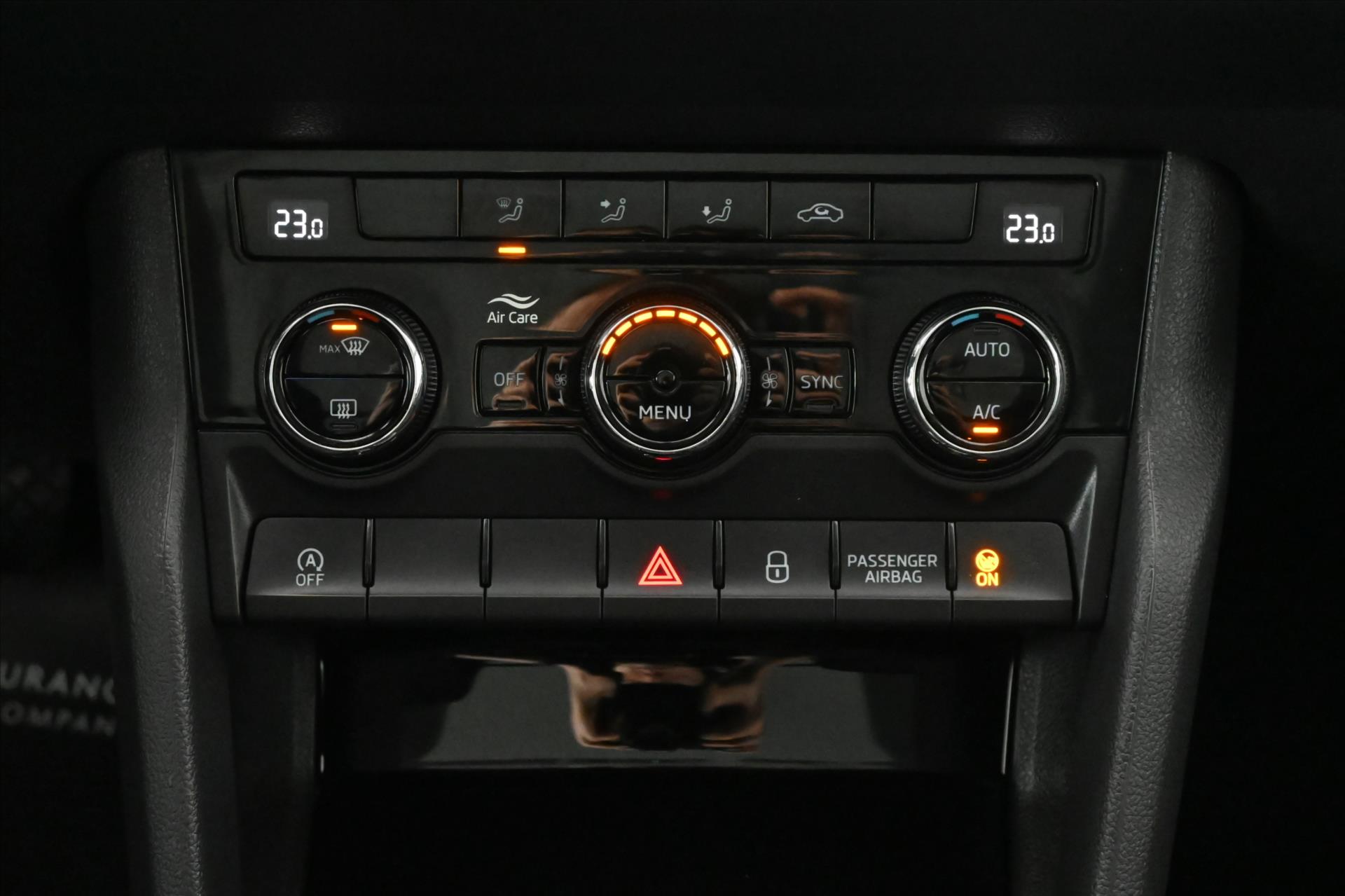 Main photo of the car Skoda Karoq 1.5 TSI 110 kW DSG Ambition Warranty up to 5 years (22)