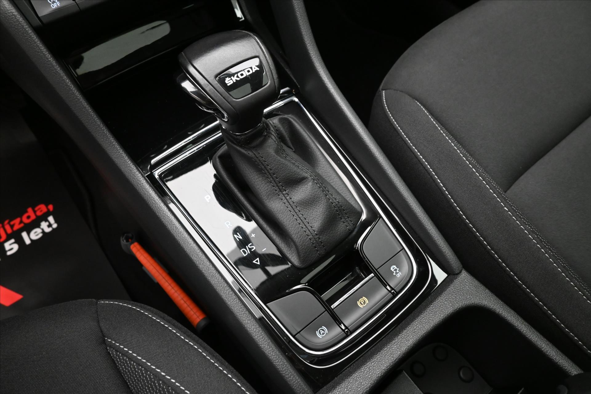 Hlavní fotografie vozu Škoda Karoq 1,5 TSI 110 kW DSG Ambition Záruka až 5 let (21)