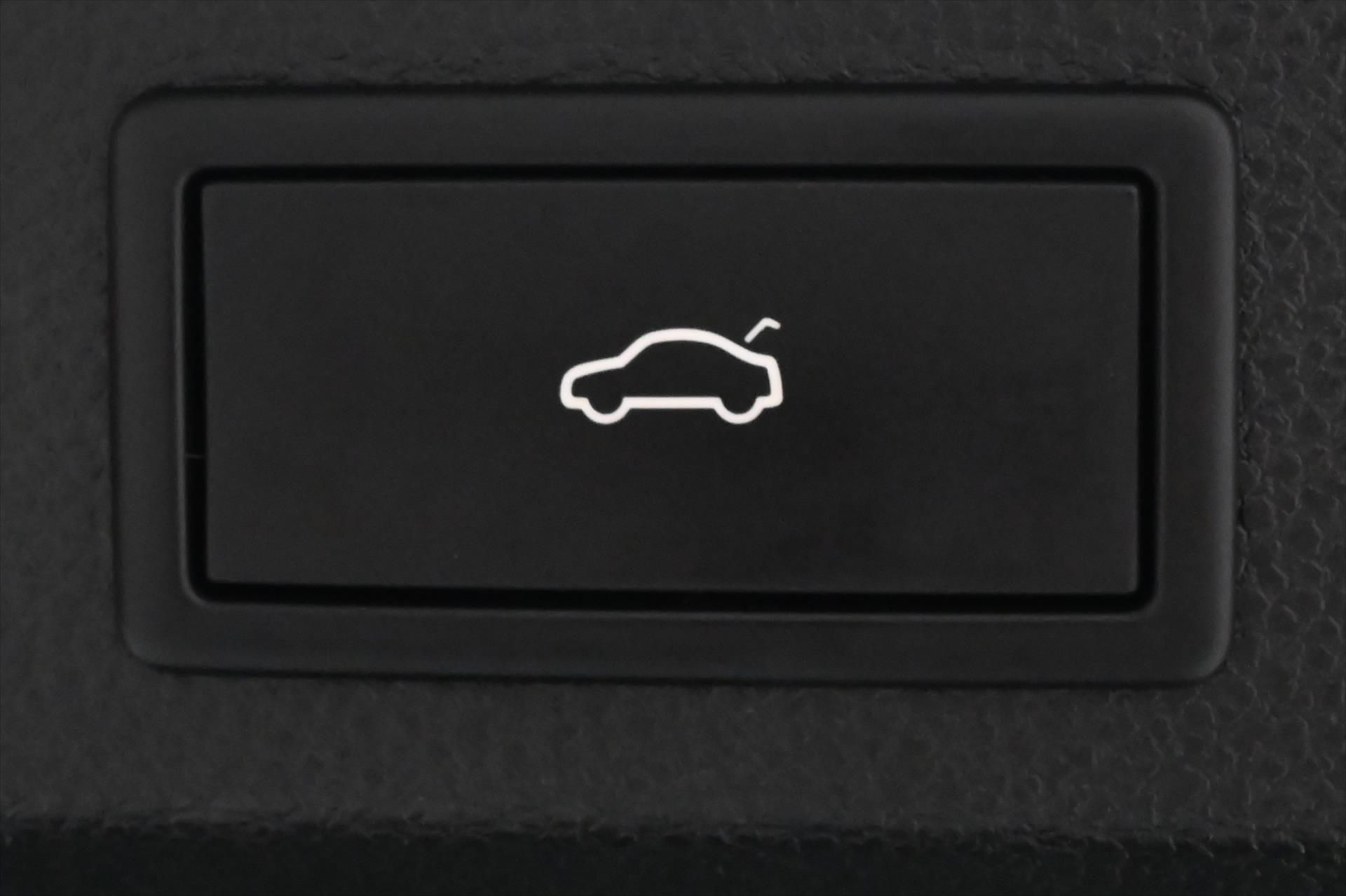 Hlavní fotografie vozu Škoda Karoq 1,5 TSI 110 kW DSG Ambition Záruka až 5 let (25)