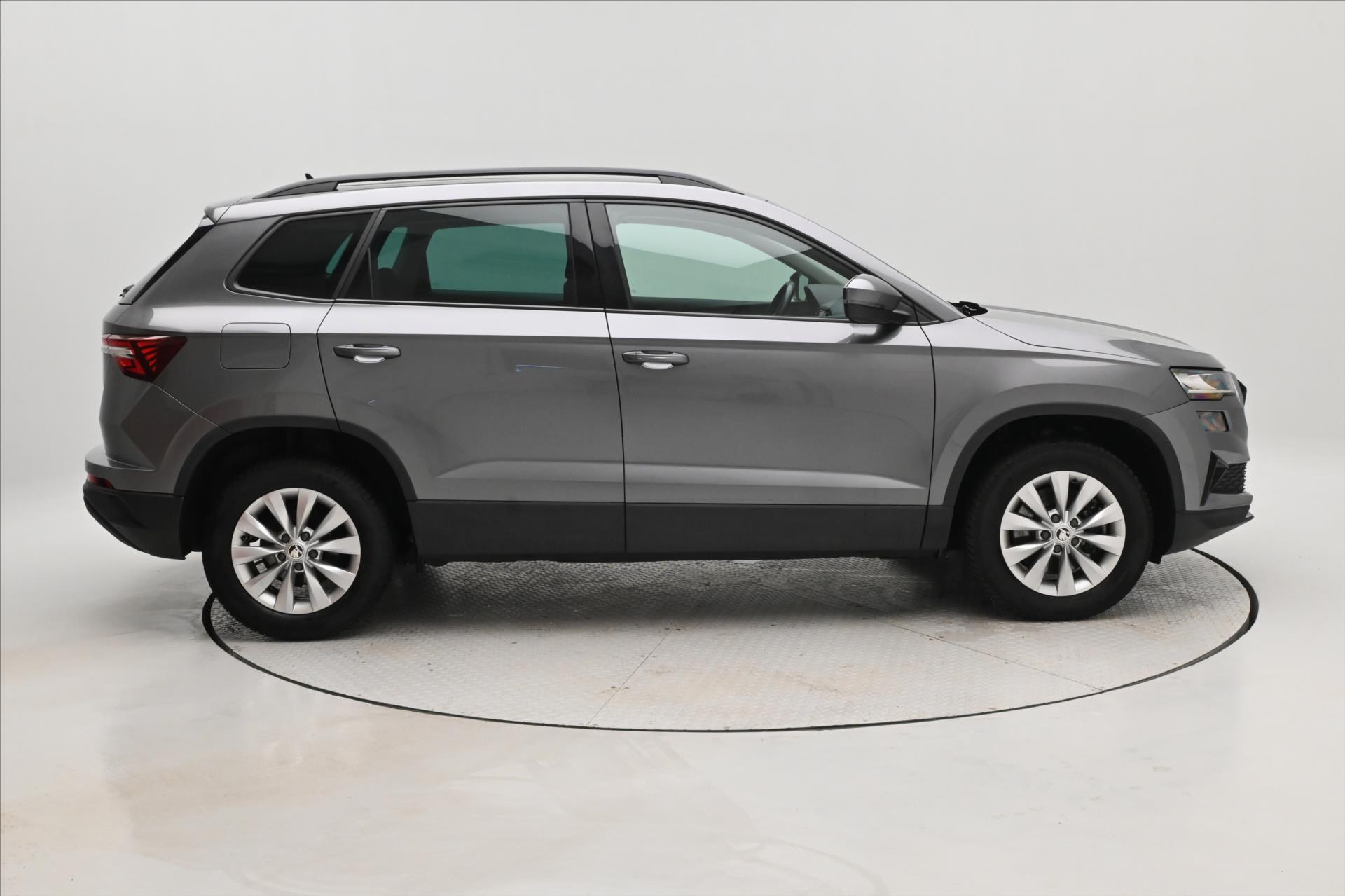 Hlavní fotografie vozu Škoda Karoq 1,5 TSI 110 kW DSG Ambition Záruka až 5 let (4)