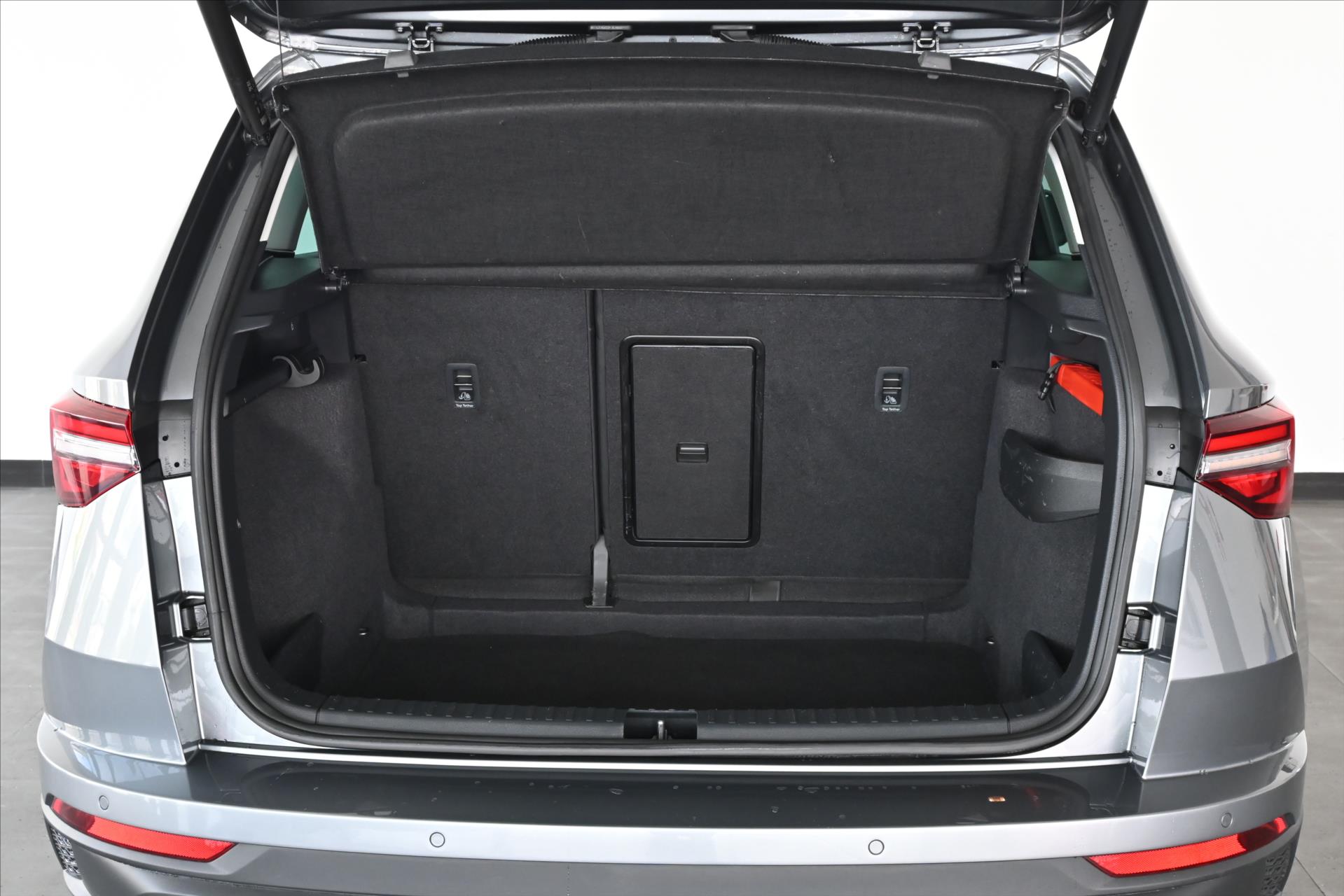 Main photo of the car Skoda Karoq 1.5 TSI 110 kW DSG Ambition Warranty up to 5 years (7)