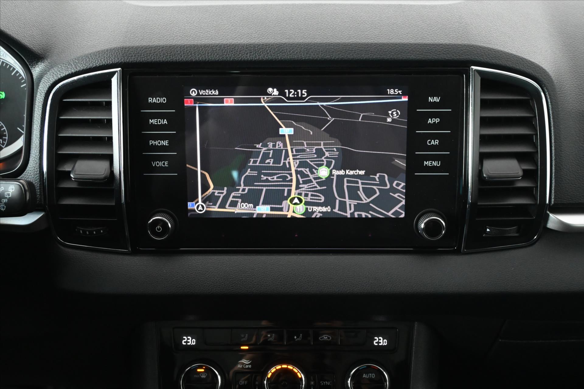 Hlavní fotografie vozu Škoda Karoq 1,5 TSI 110kW DSG AMBITION ZÁRUKA AŽ 5 LET (19)