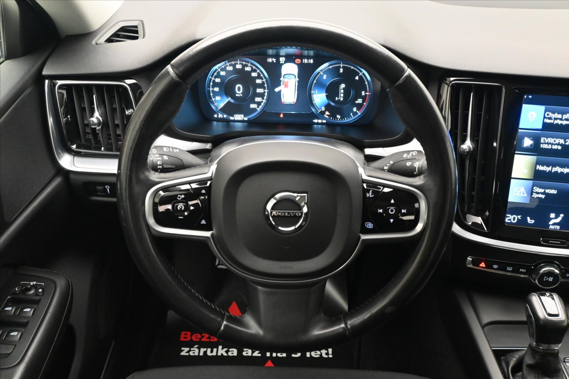 Hlavní fotografie vozu Volvo  2,0 D4 140kW 4x4 AT8 Cross Country Záruka až 5 let (18)