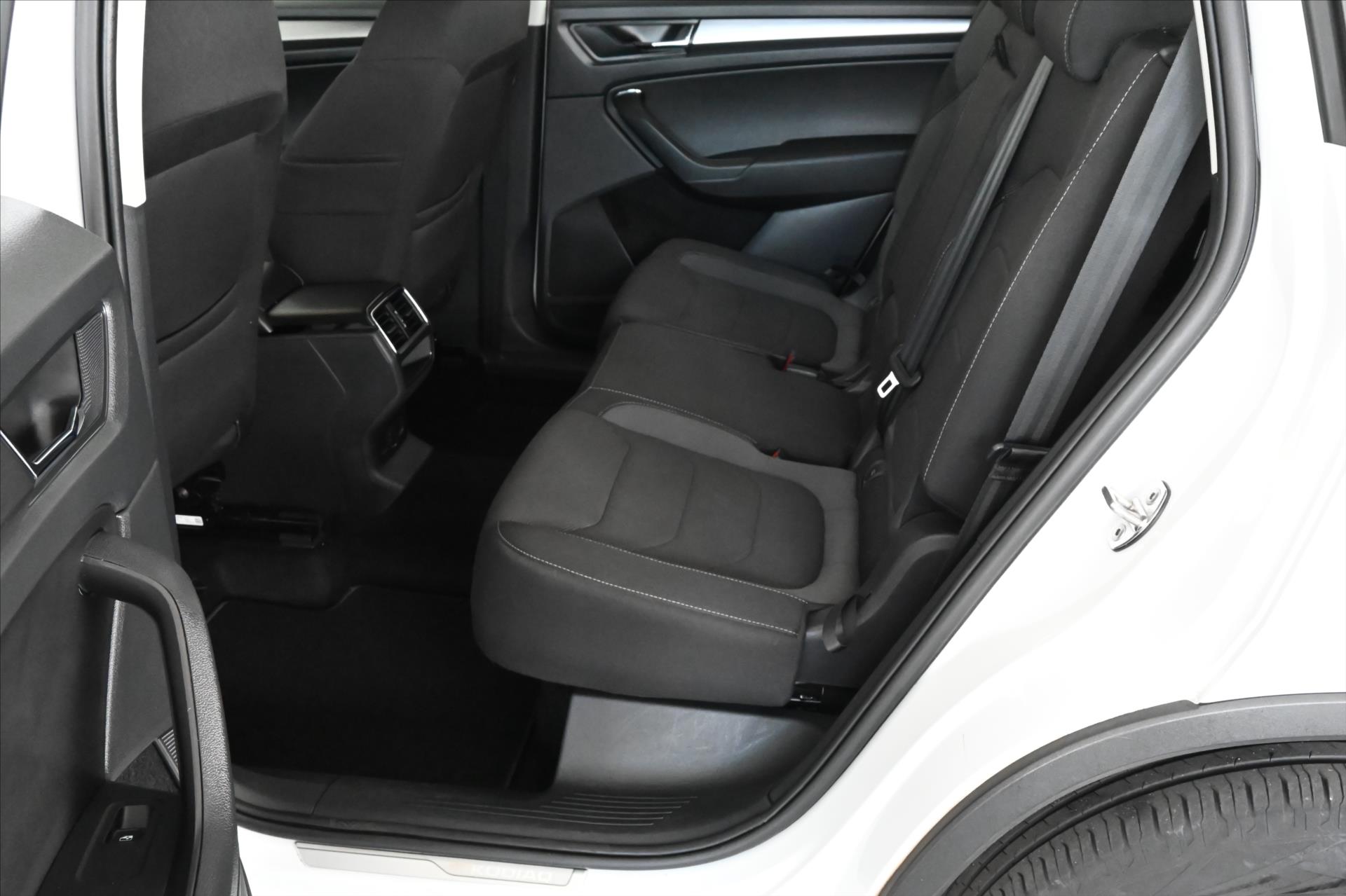 Hlavní fotografie vozu Škoda Kodiaq 1,5 TSI 110kW 7MÍST AMBITION Záruka až 5 let (11)