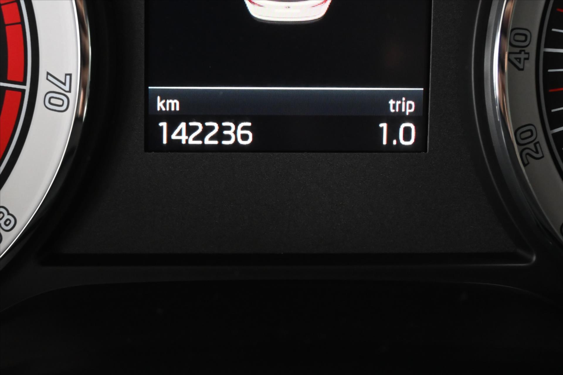 Hlavní fotografie vozu Škoda Kodiaq 1,5 TSI 110kW 7MÍST AMBITION Záruka až 5 let (15)