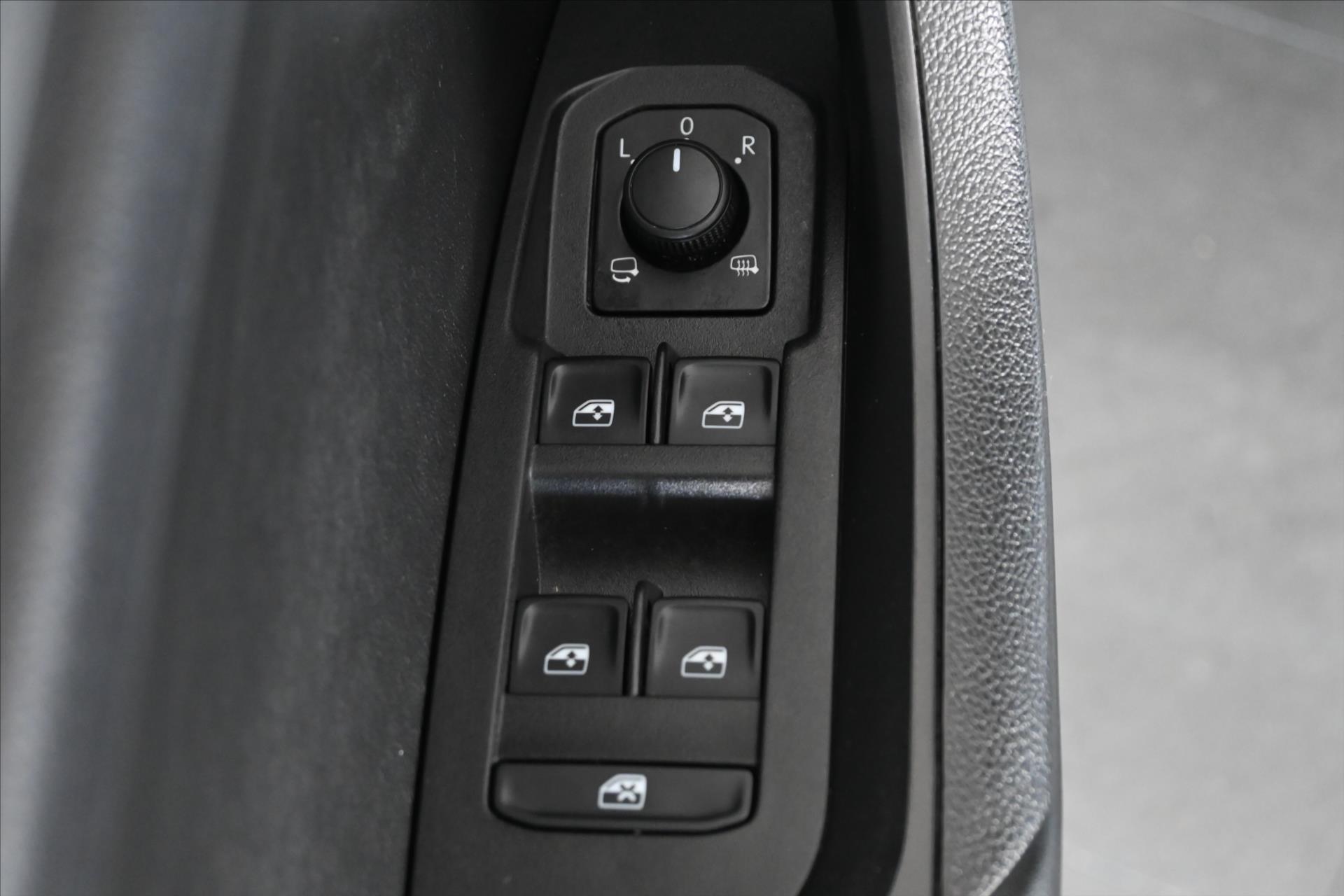 Hlavní fotografie vozu Škoda Kodiaq 1,5 TSI 110kW 7MÍST AMBITION Záruka až 5 let (26)