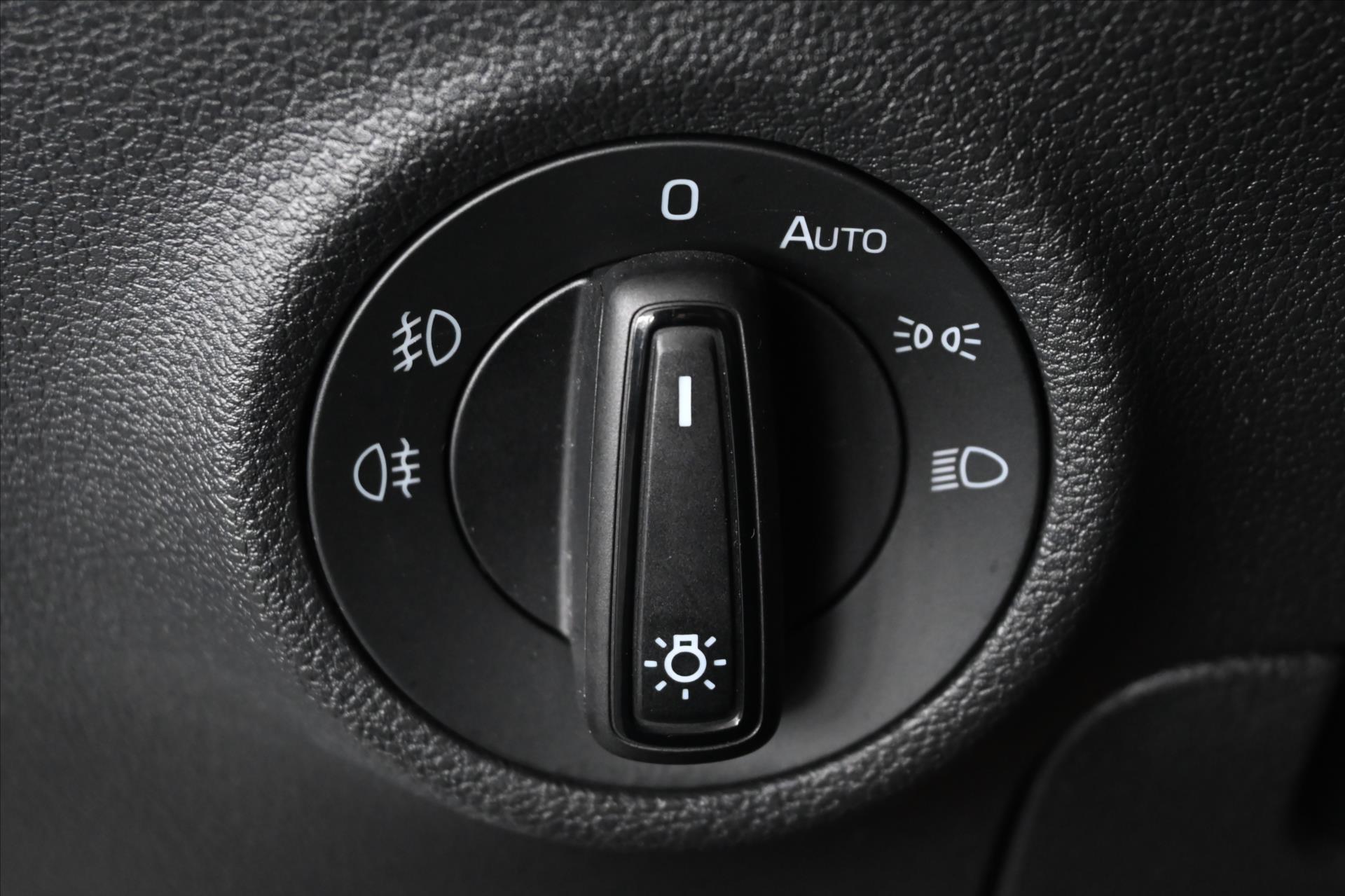 Hlavní fotografie vozu Škoda Kodiaq 1,5 TSI 110kW 7MÍST AMBITION Záruka až 5 let (27)