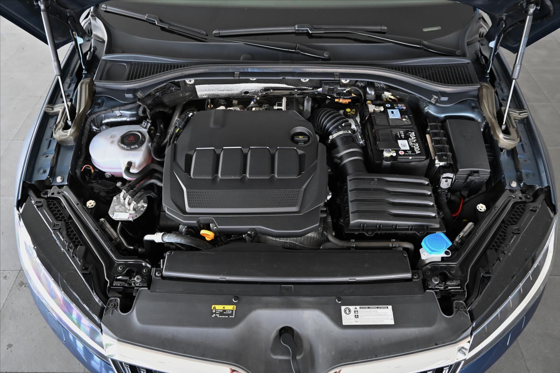 Hlavní fotografie vozu Škoda Superb 2,0 TDI 110 kW Style Záruka až 5 let (6)