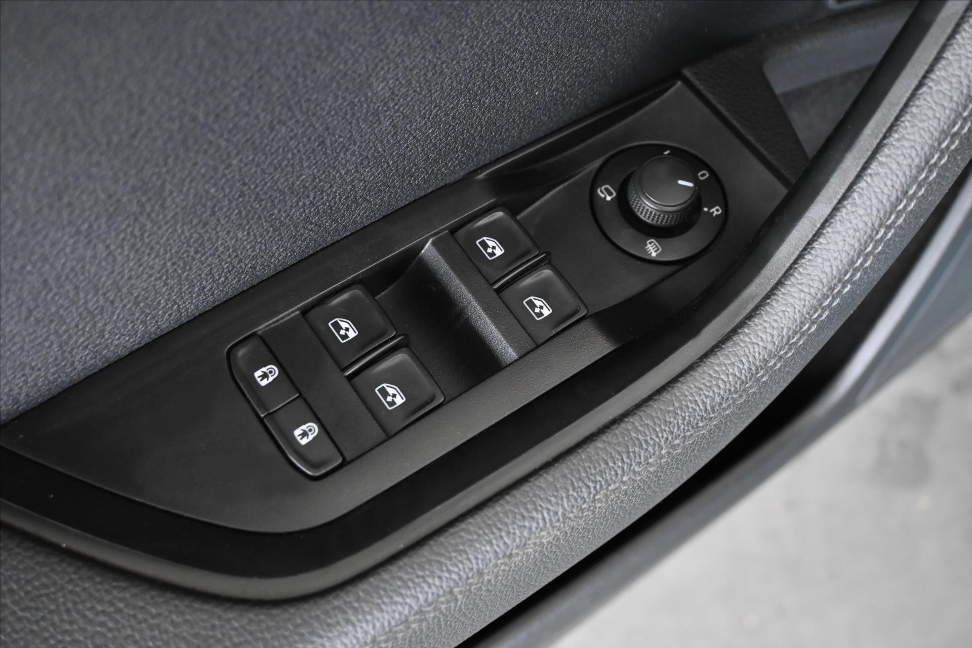 Hlavní fotografie vozu Škoda Superb 2,0 TDi 110kW Style Záruka až 5 let (26)