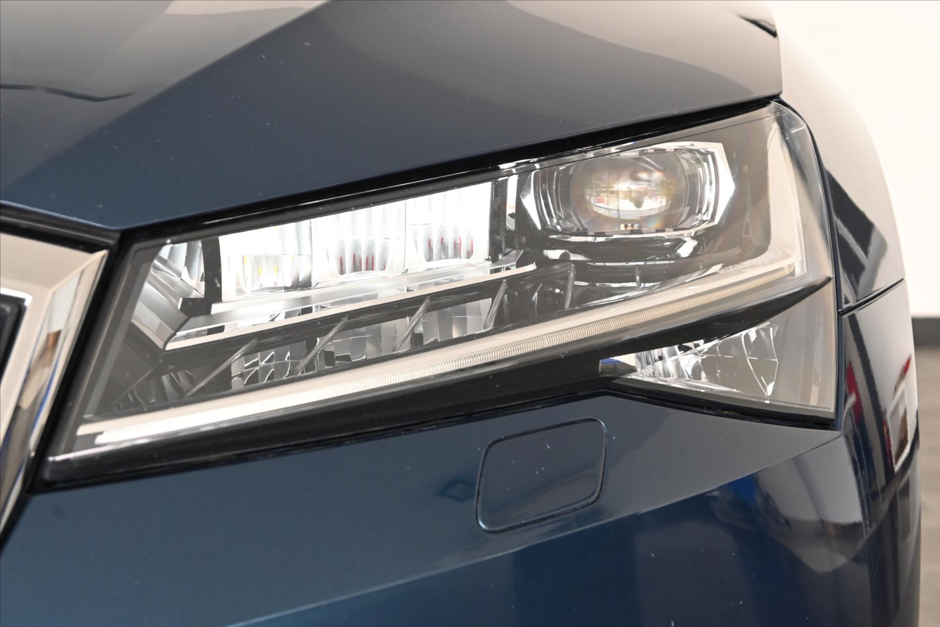 Hlavní fotografie vozu Škoda Superb 2,0 TDi 110kW Style Záruka až 5 let (34)