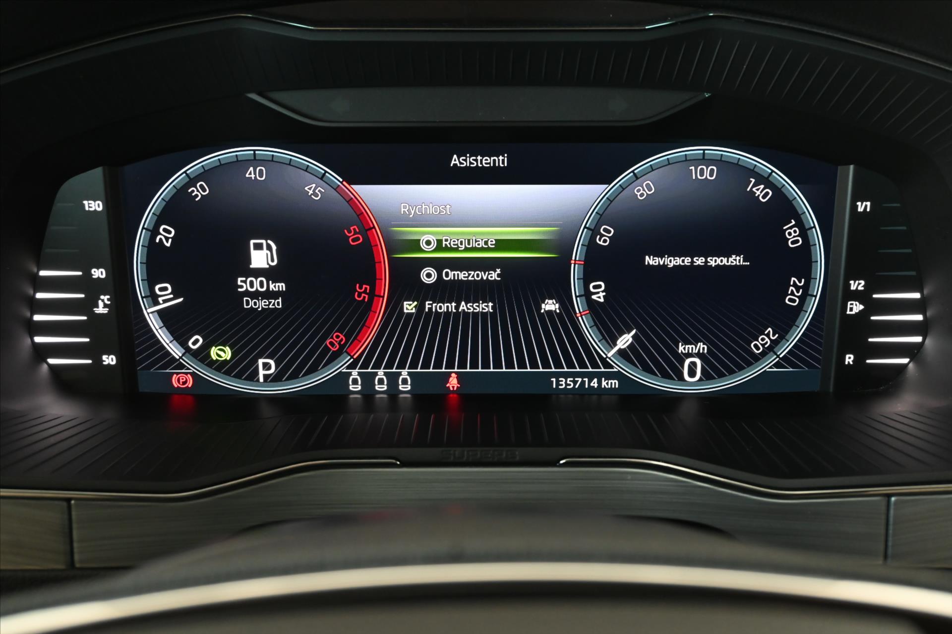 Hlavní fotografie vozu Škoda Superb 2,0 TDi 110kW DSG CLEVER Záruka až 5 let (13)