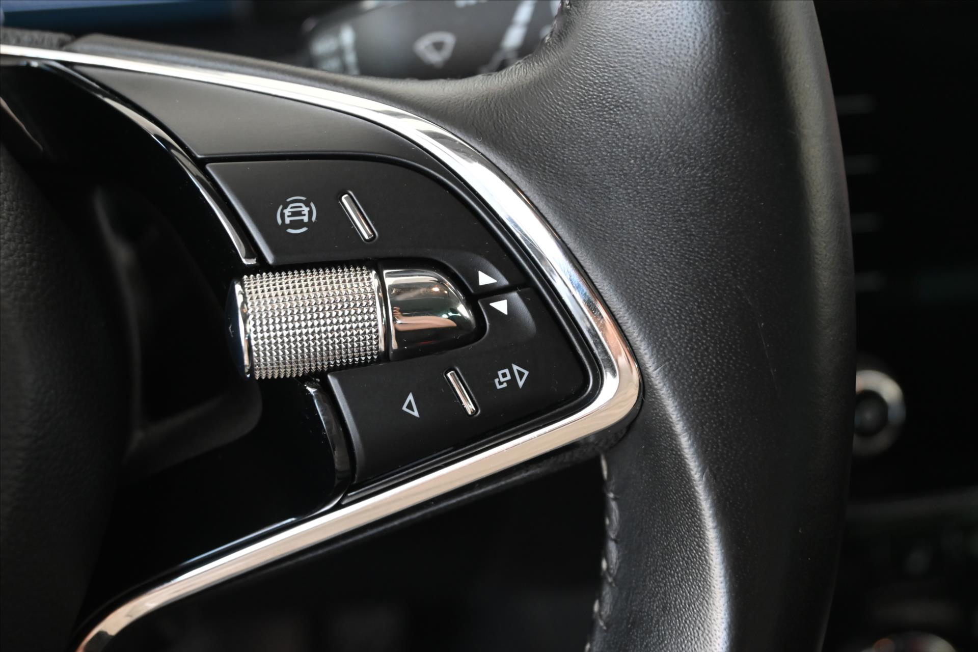 Hlavní fotografie vozu Škoda Superb 2,0 TDi 110kW DSG CLEVER Záruka až 5 let (18)