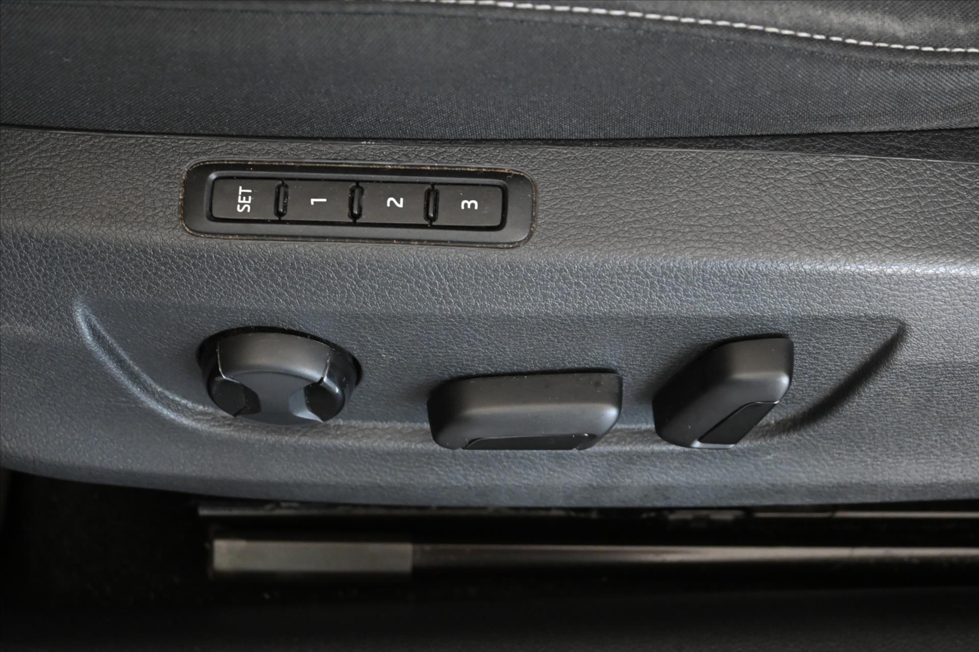 Hlavní fotografie vozu Škoda Superb 2,0 TDi 110kW DSG CLEVER Záruka až 5 let (29)