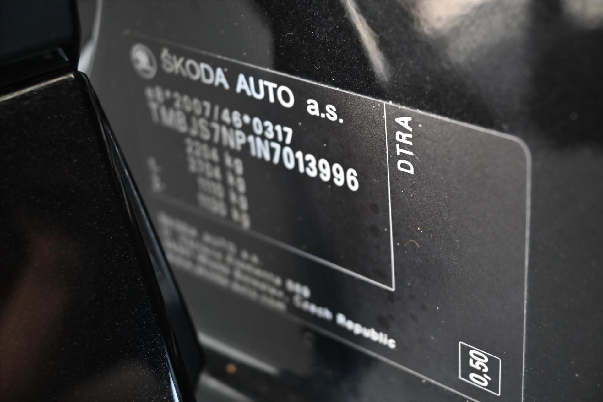 Hlavní fotografie vozu Škoda Superb 2,0 TDi 110kW DSG CLEVER Záruka až 5 let (8)