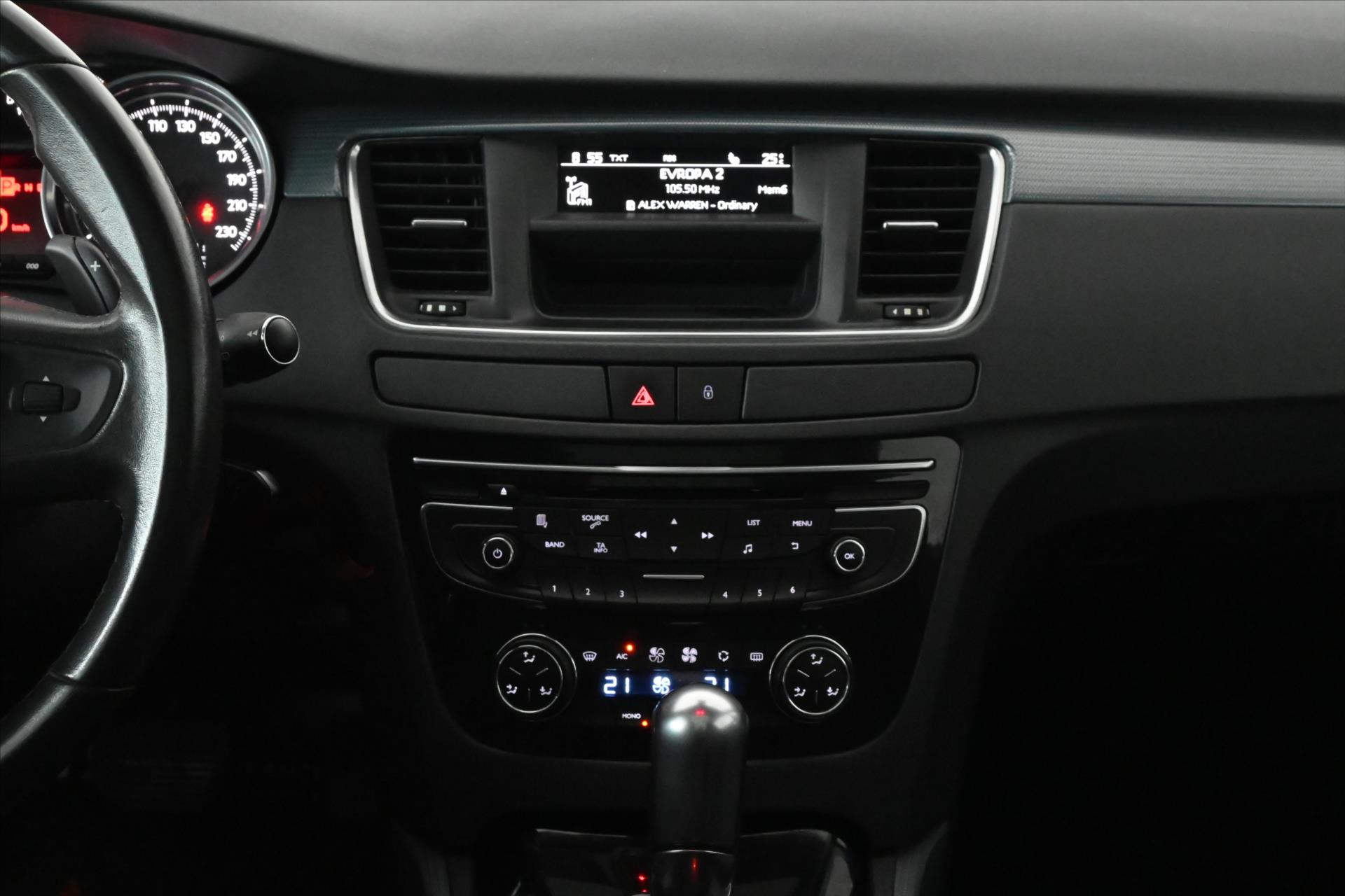 Main photo of the car Peugeot 508 2.0 SW HDi 120 kW AT6 Panorama Warranty (13)