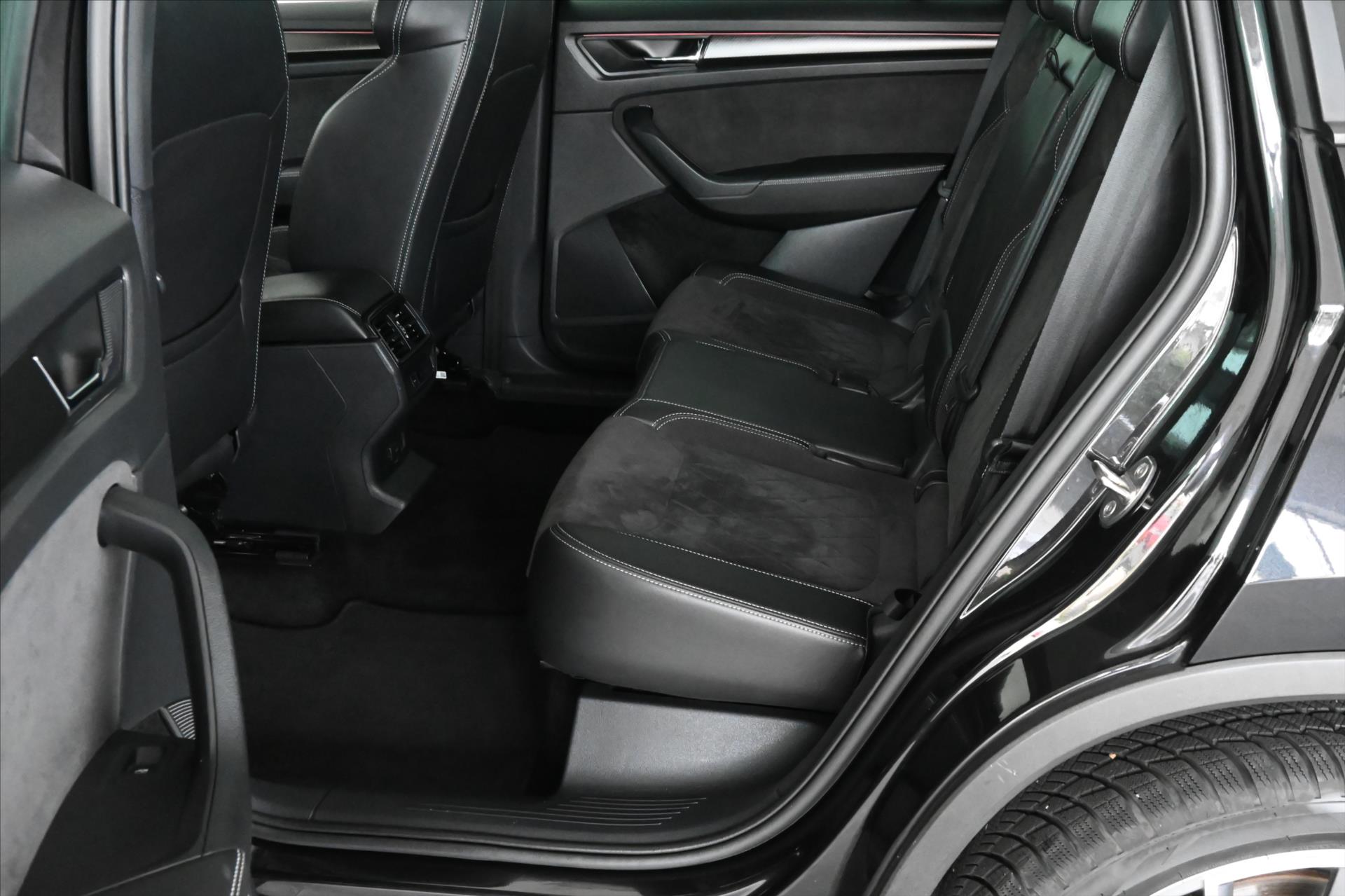 Hlavní fotografie vozu Škoda Kodiaq 1,5 TSI 110 kW DSG Sportline Záruka až 5 let (11)