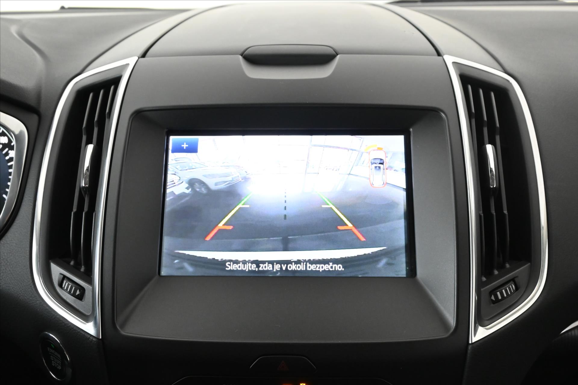 Hlavní fotografie vozu Ford S-MAX 2,0 EcoBlue 140 kW AT8 Titanium Záruka až 5 let (21)