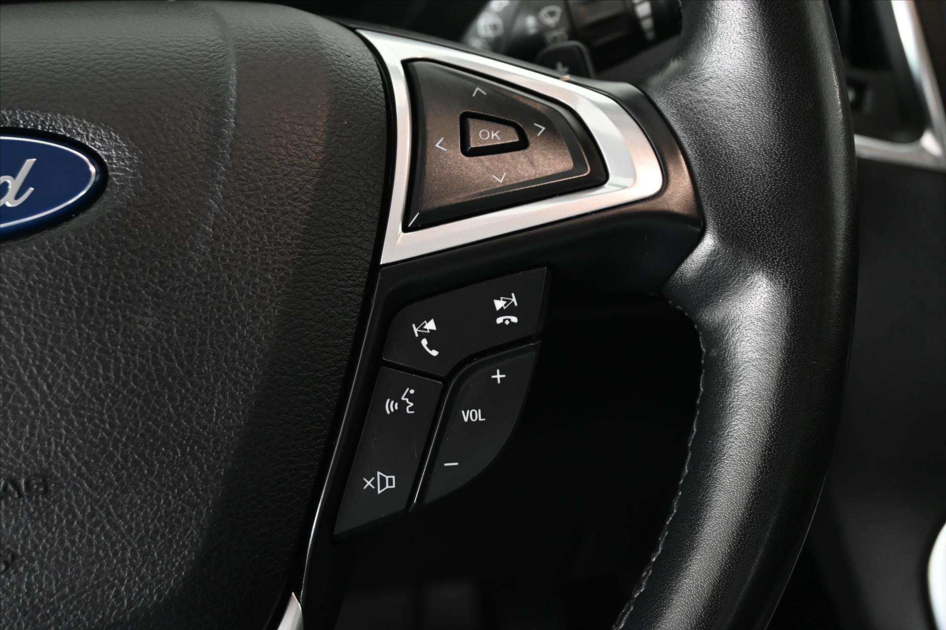 Hlavní fotografie vozu Ford Galaxy 2,0 EcoBlue 177 kW Titanium AT8 Záruka až 5 let (19)