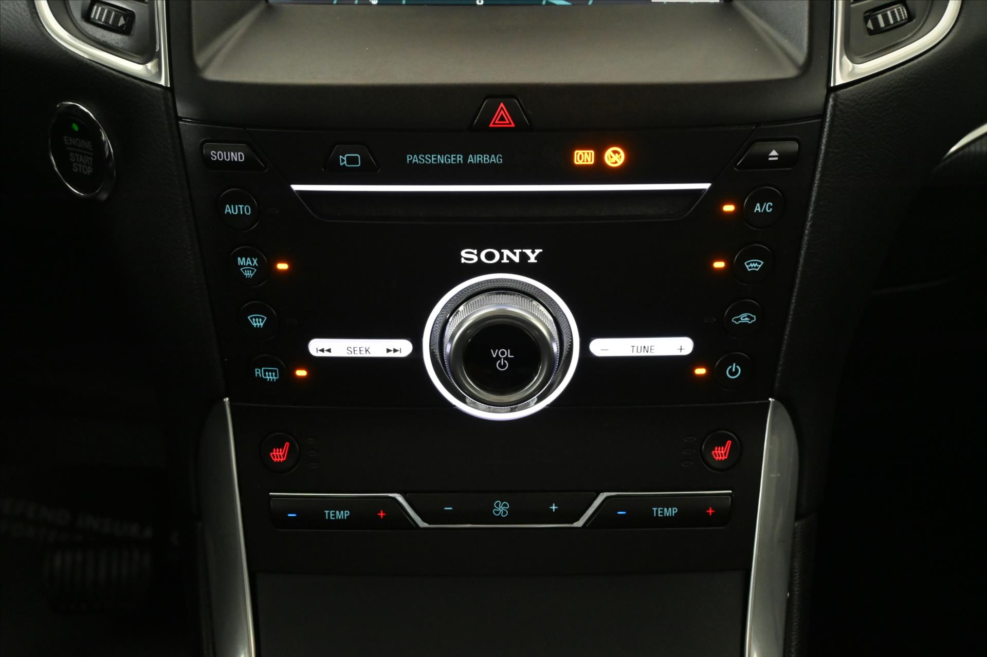 Hlavní fotografie vozu Ford Galaxy 2,0 EcoBlue 177 kW Titanium AT8 Záruka až 5 let (22)