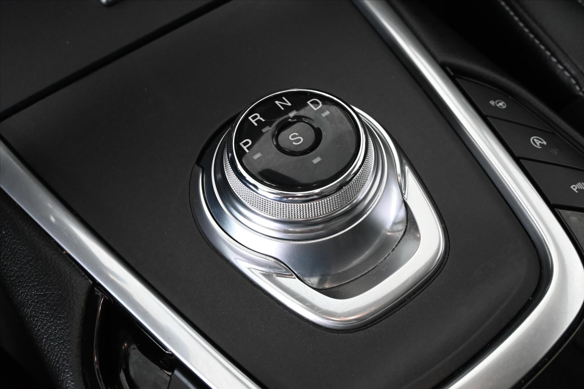 Hlavní fotografie vozu Ford Galaxy 2,0 EcoBlue 177 kW Titanium AT8 Záruka až 5 let (23)