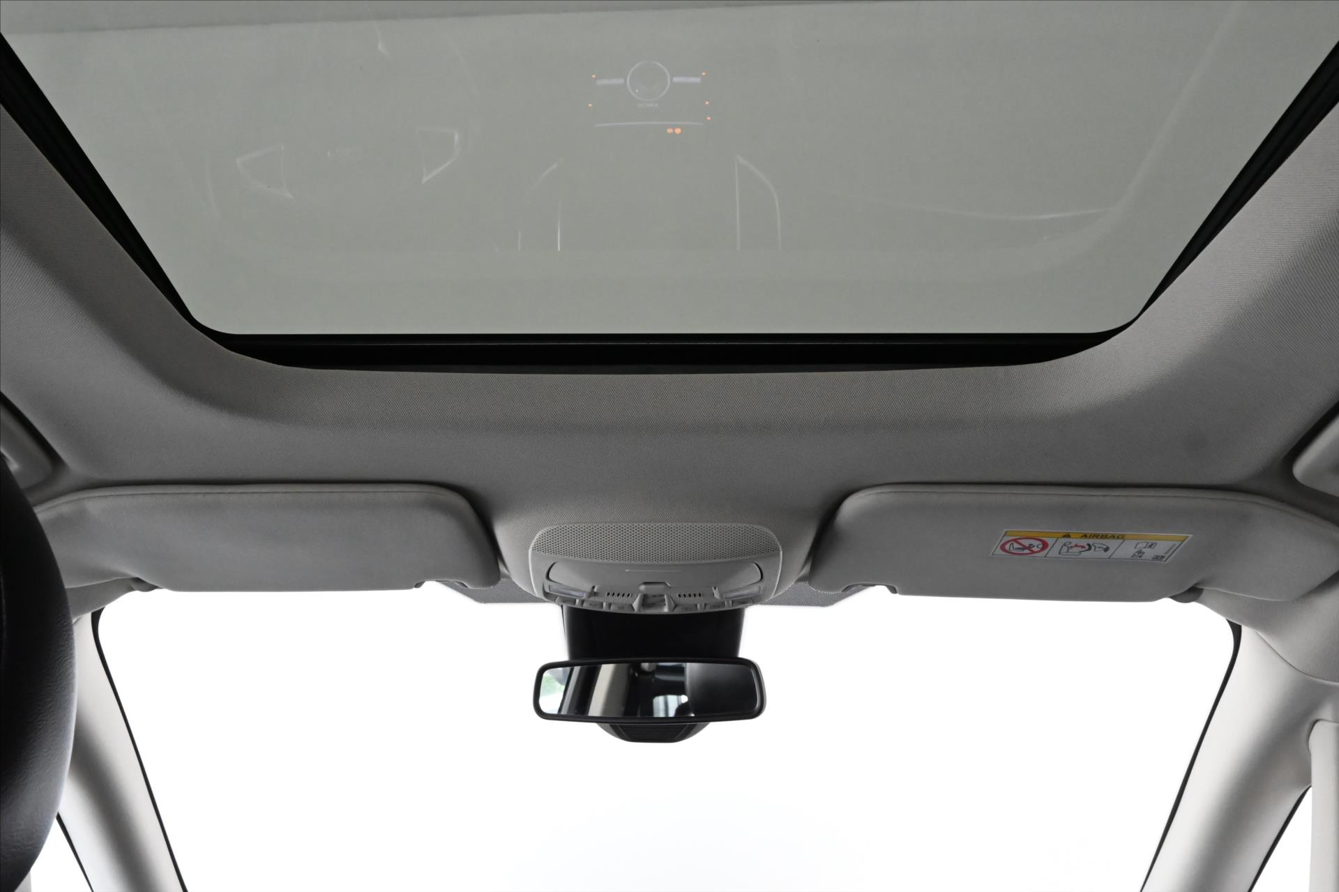 Hlavní fotografie vozu Ford Galaxy 2,0 EcoBlue 177 kW Titanium AT8 Záruka až 5 let (31)