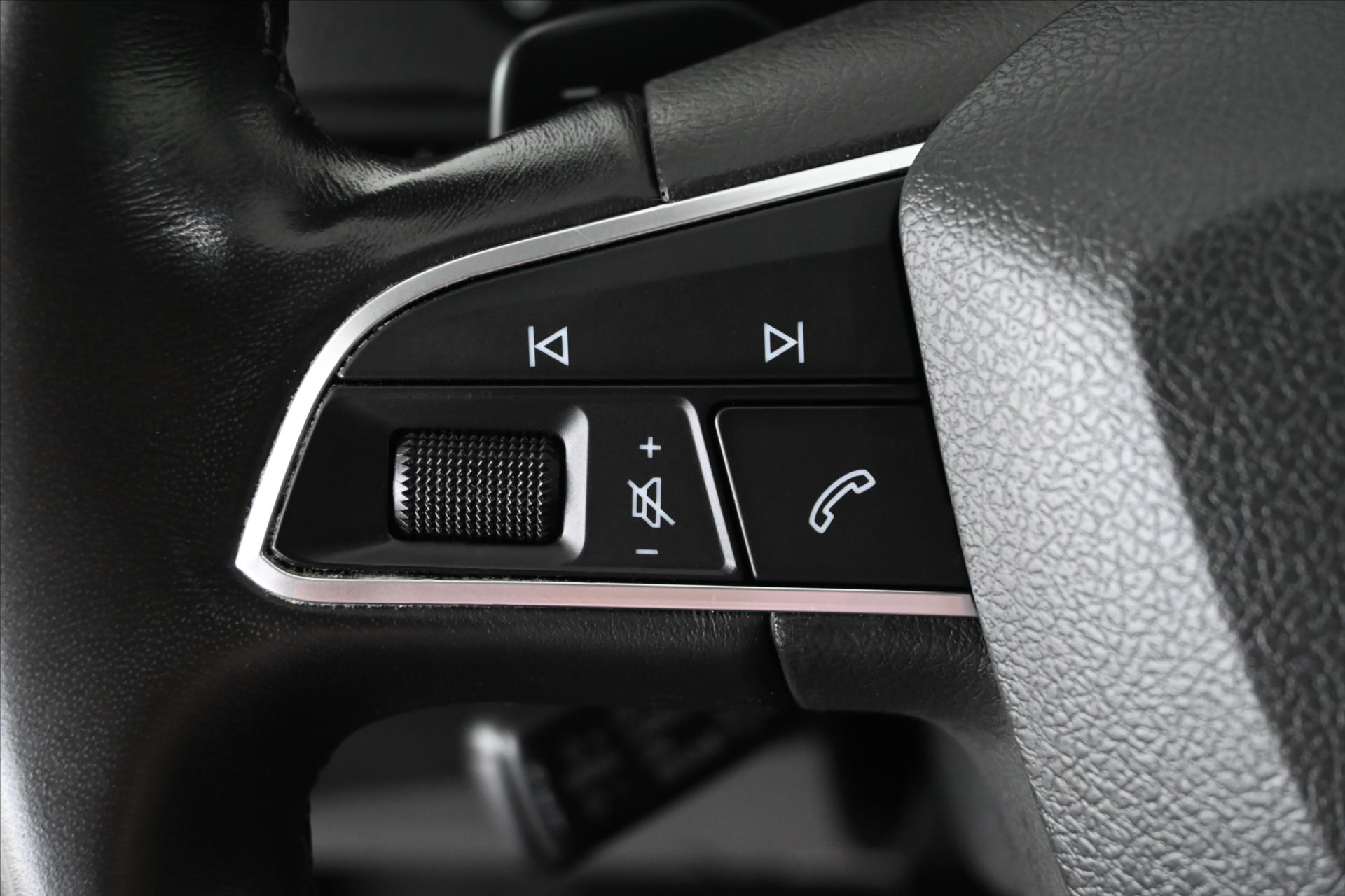 Hlavní fotografie vozu Seat Alhambra 2,0 TDi 110kW DSG Style 7míst Záruka až 5 let (18)