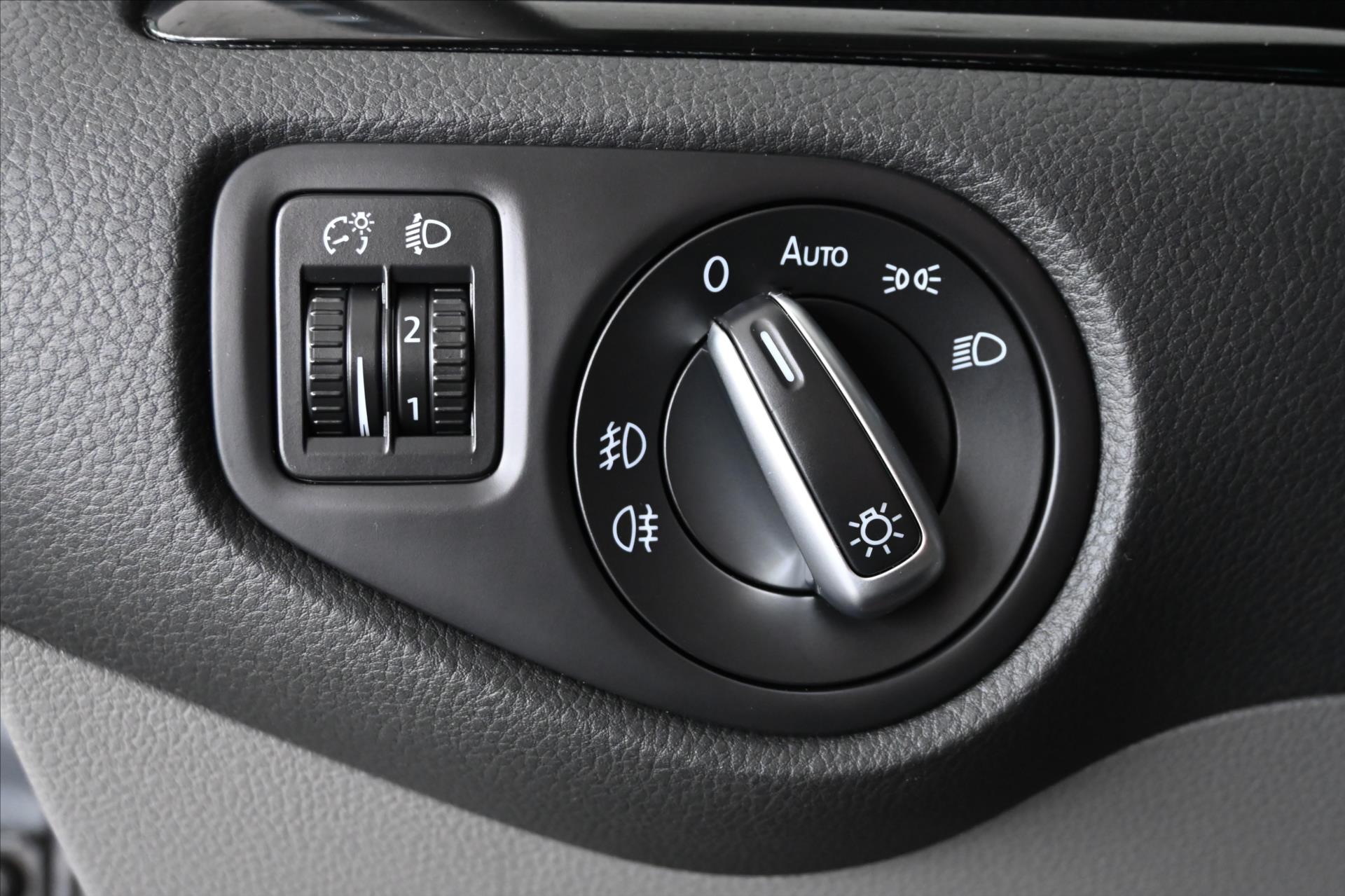 Hlavní fotografie vozu Seat Alhambra 2,0 TDi 110kW DSG Style 7míst Záruka až 5 let (30)