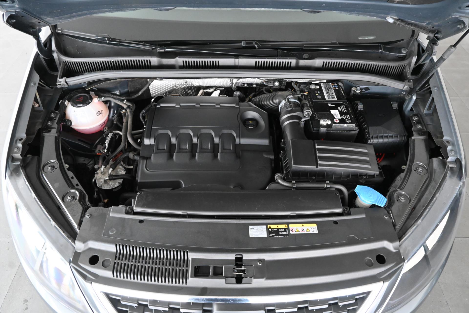 Hlavní fotografie vozu Seat Alhambra 2,0 TDi 110kW DSG Style 7míst Záruka až 5 let (5)