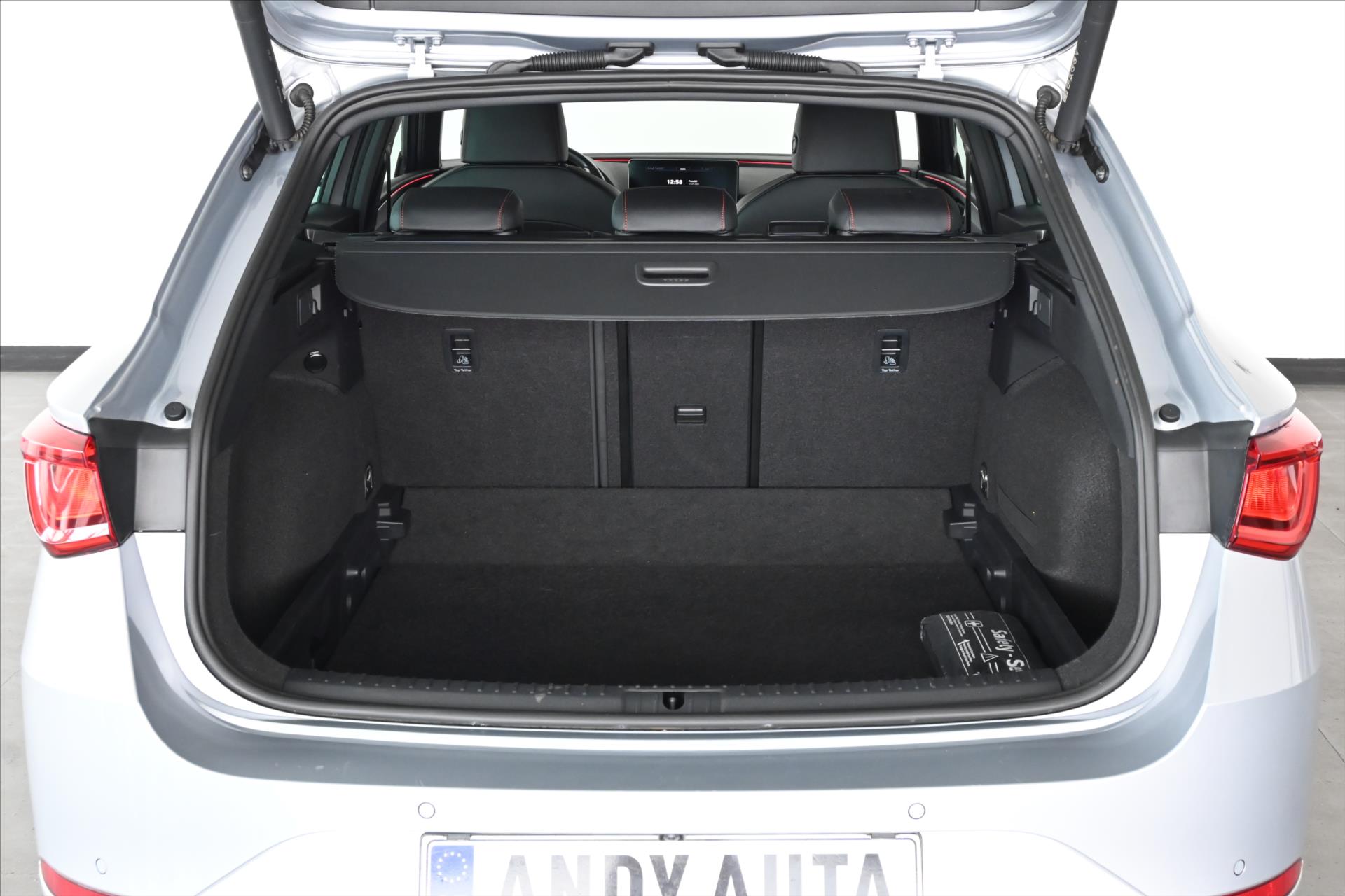 Hlavní fotografie vozu Seat Leon 2,0 FR TDI 110 kW DSG Panorama Záruka až 5 let (7)