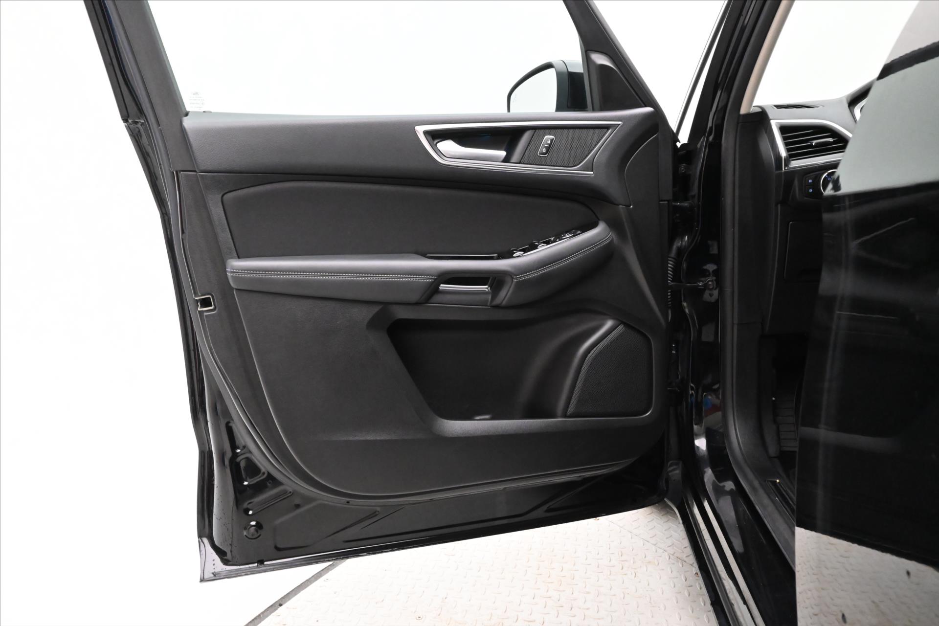 Main photo of the car Ford Mondeo 2.0 EcoBlue 110 kW Titanium AT8 Warranty up to 5 years (24)