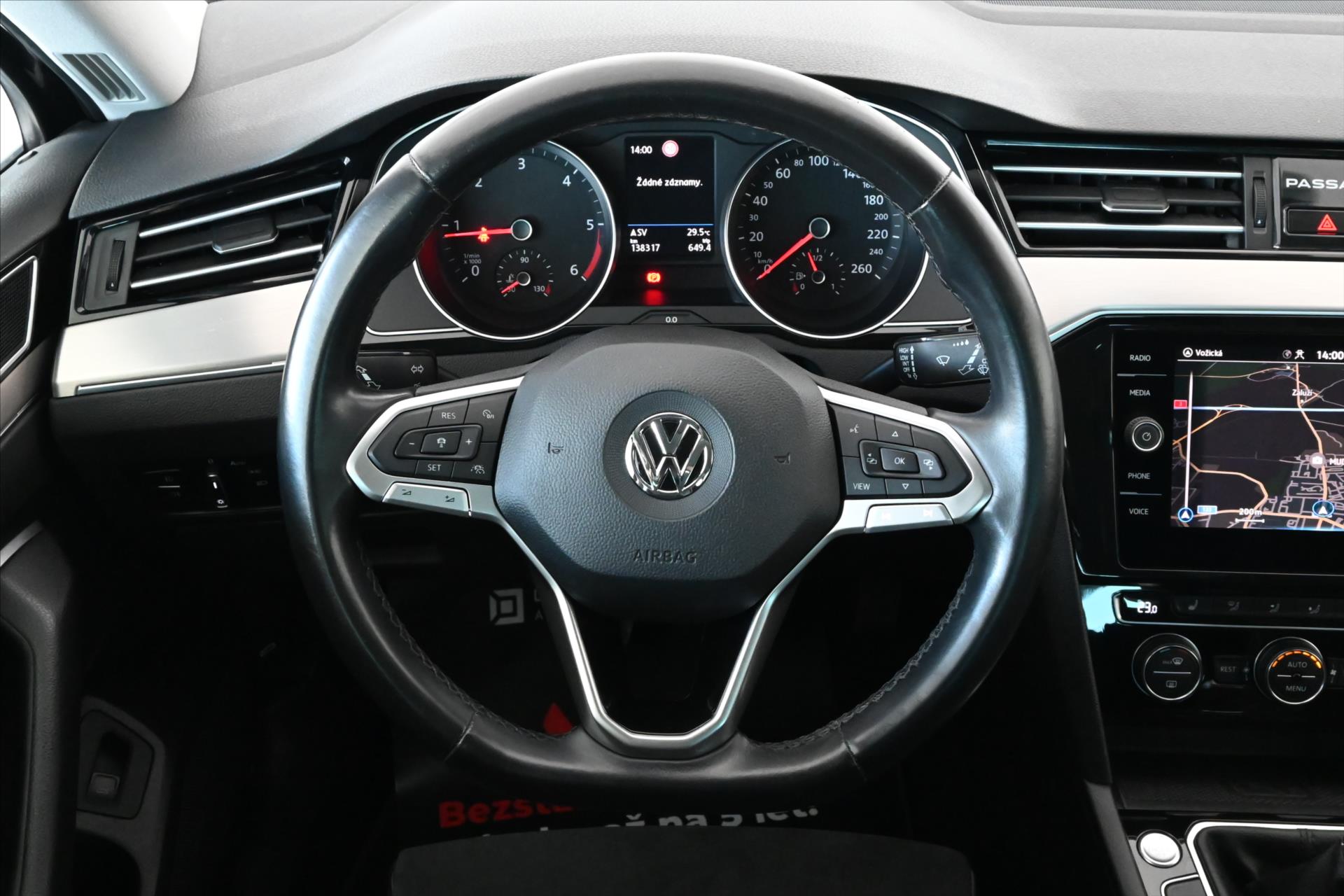 Hlavní fotografie vozu Volkswagen Passat 2,0 TDI 110 kW Elegance LED Záruka až 5 let (17)