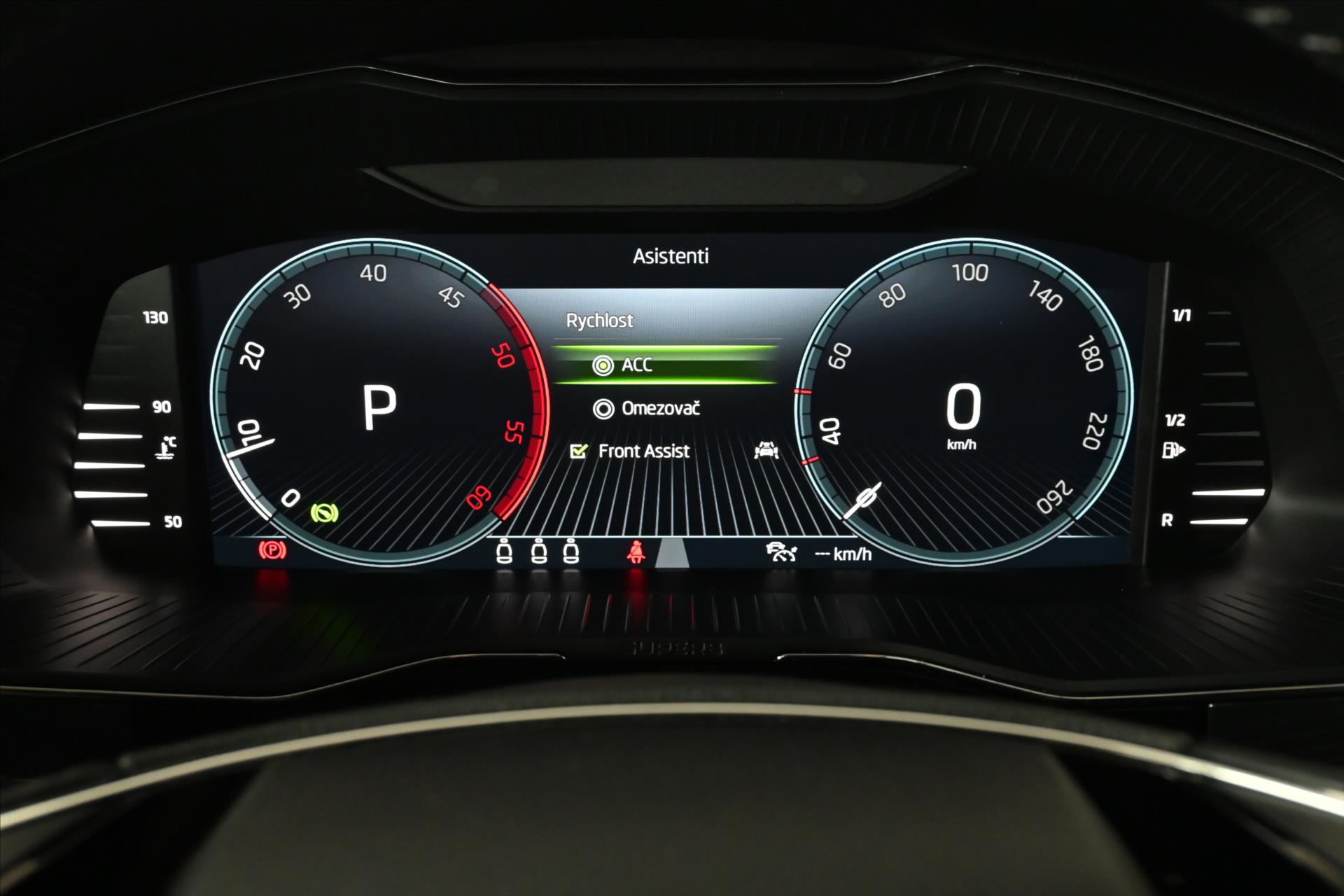 Hlavní fotografie vozu Škoda Superb 2,0 TDi 110kW DSG Style Záruka až 5 let (13)