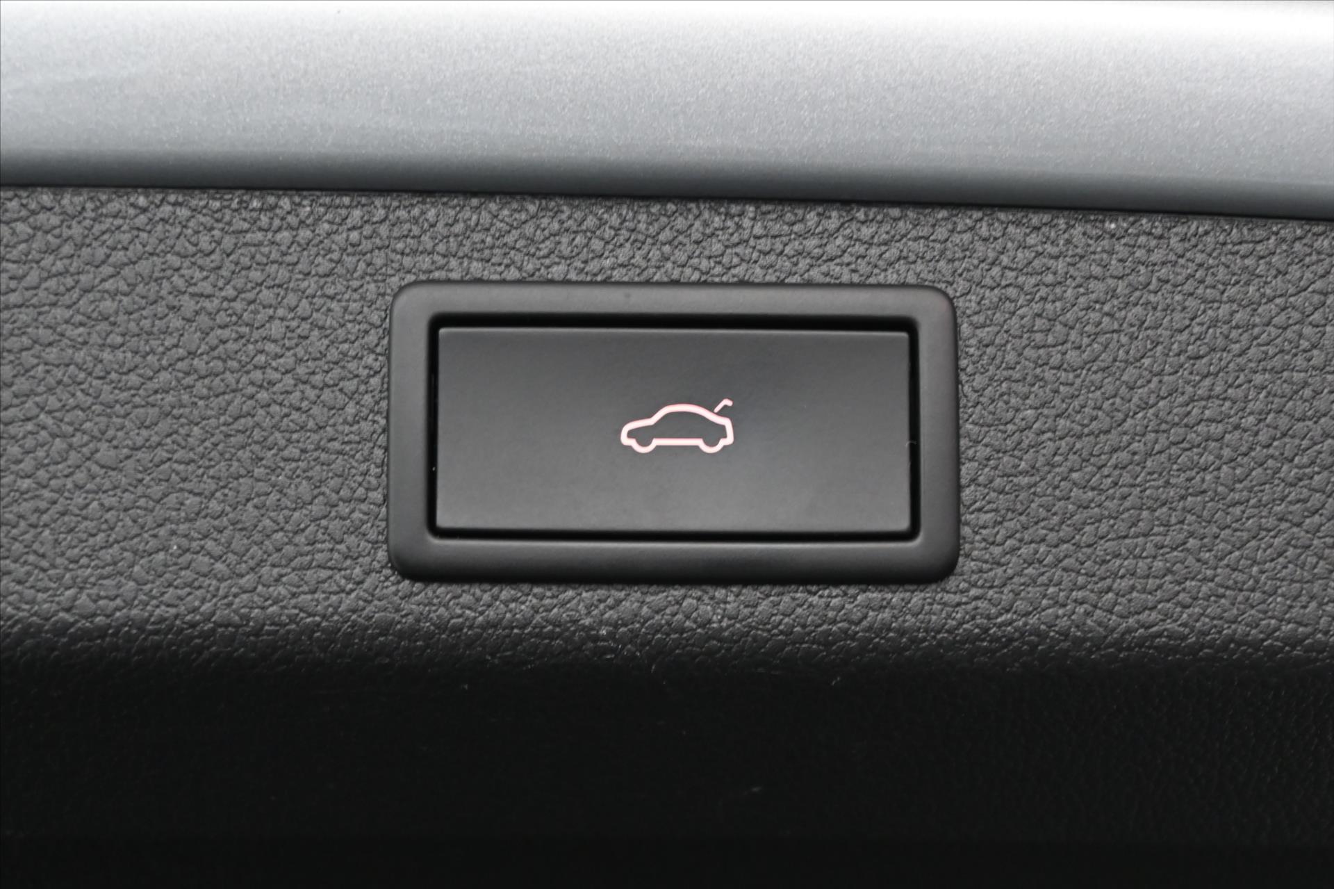 Hlavní fotografie vozu Škoda Superb 2,0 TDi 110kW DSG Style Záruka až 5 let (32)