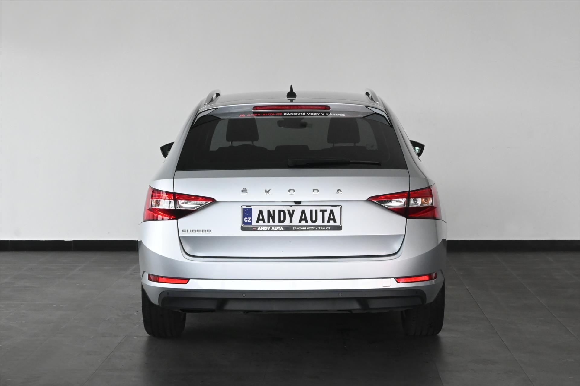 Hlavní fotografie vozu Škoda Superb 2,0 TDi 110kW DSG Style Záruka až 5 let (4)