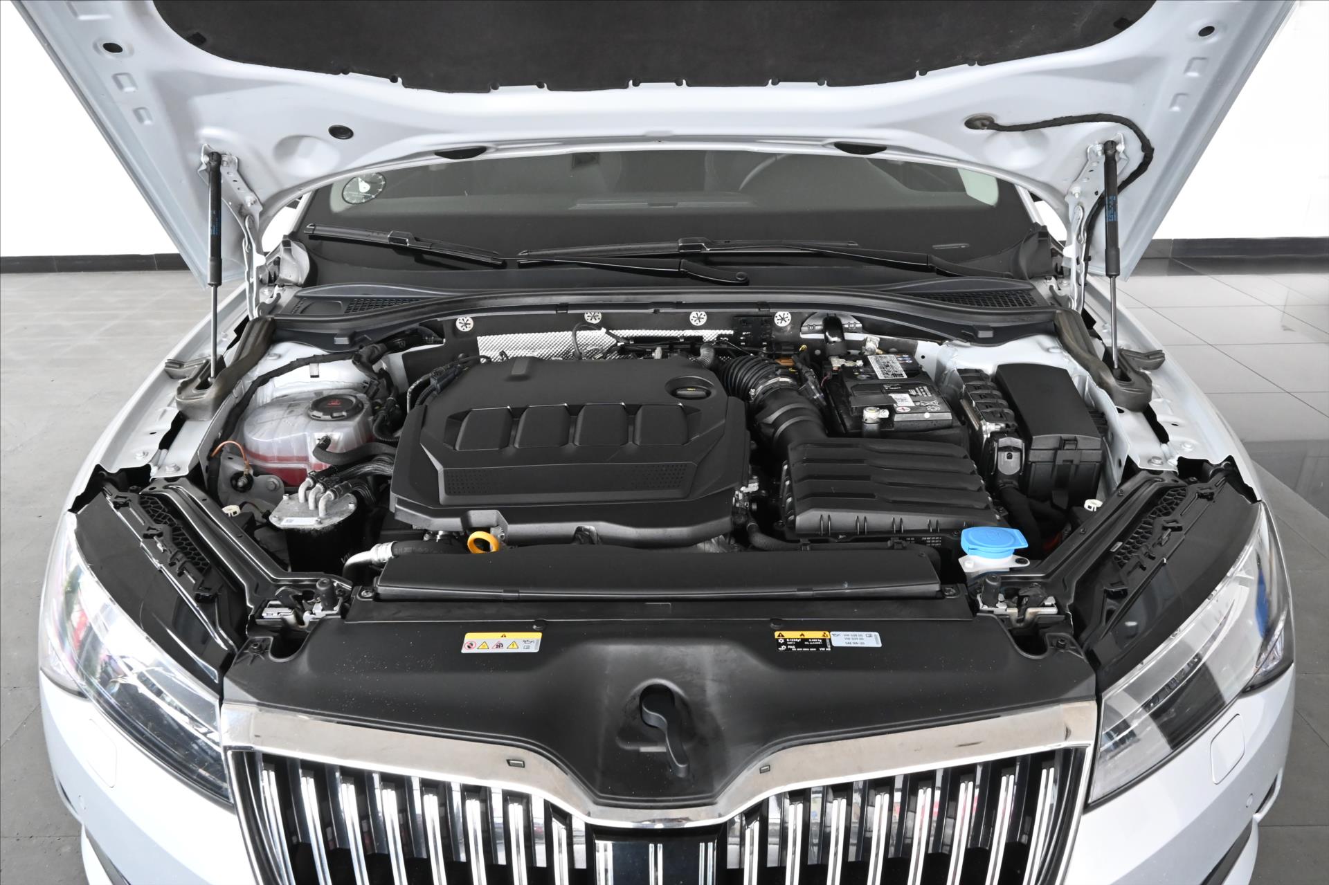 Hlavní fotografie vozu Škoda Superb 2,0 TDi 110kW DSG Style Záruka až 5 let (5)