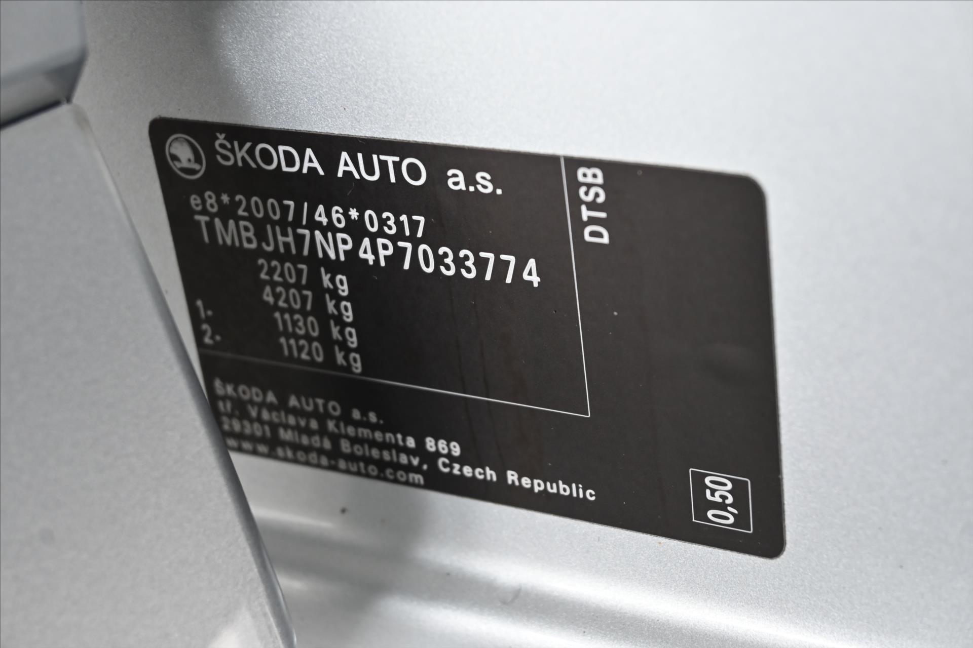 Hlavní fotografie vozu Škoda Superb 2,0 TDi 110kW DSG Style Záruka až 5 let (8)