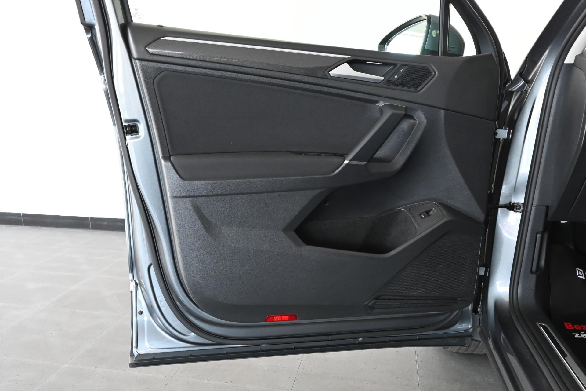 Main photo of the car Volkswagen Tiguan allspace 2.0 TDI 110 kW Comfortline Warranty up to 5 years (27)