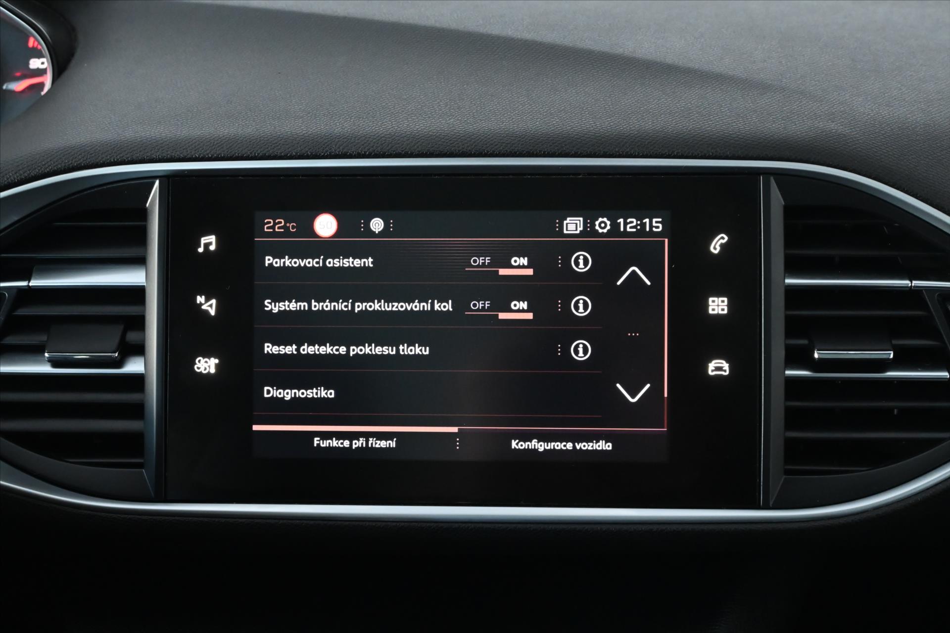 Main photo of the car Peugeot 308 1.5 BlueHDi 96 kW Allure Warranty up to 5 years (22)