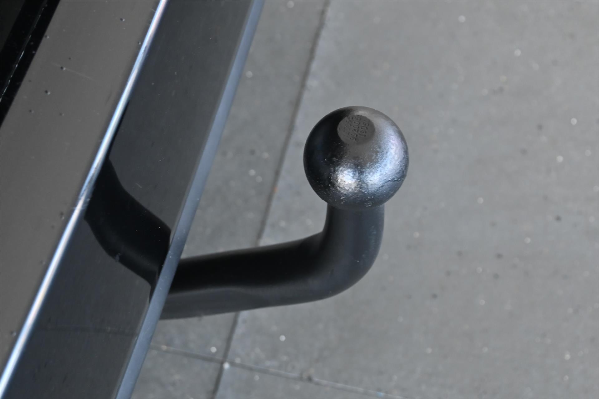 Main photo of the car Peugeot 308 1.5 BlueHDi 96 kW Allure Warranty up to 5 years (32)