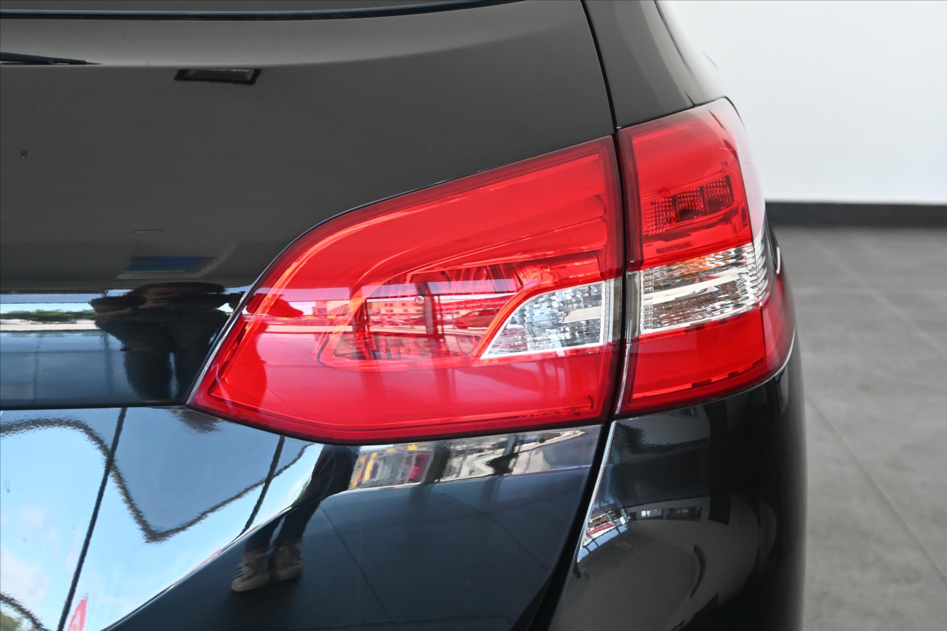 Main photo of the car Peugeot 308 1.5 BlueHDi 96 kW Allure Warranty up to 5 years (34)